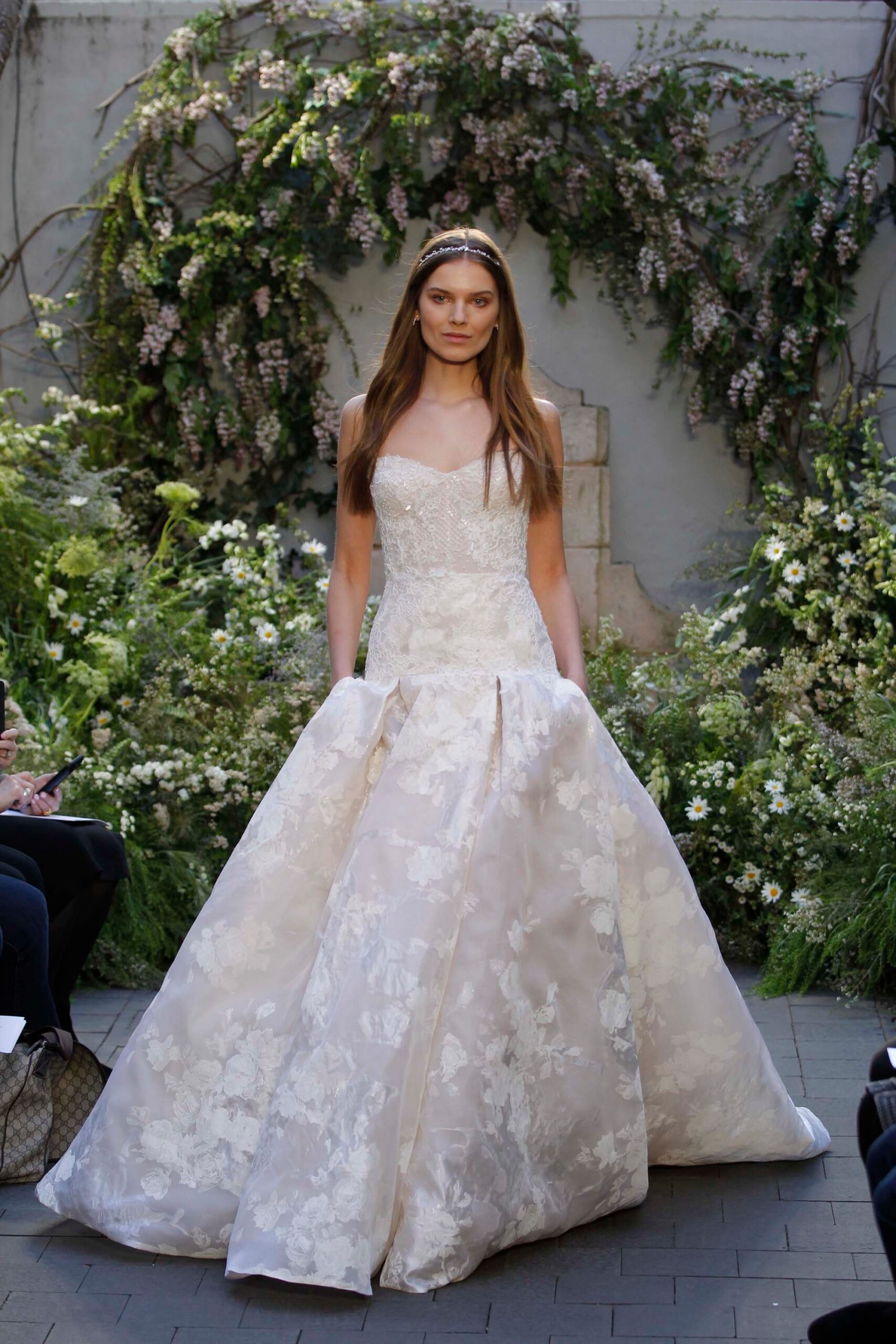 Monique Lhuillier S/S 17 Bridal Look 18