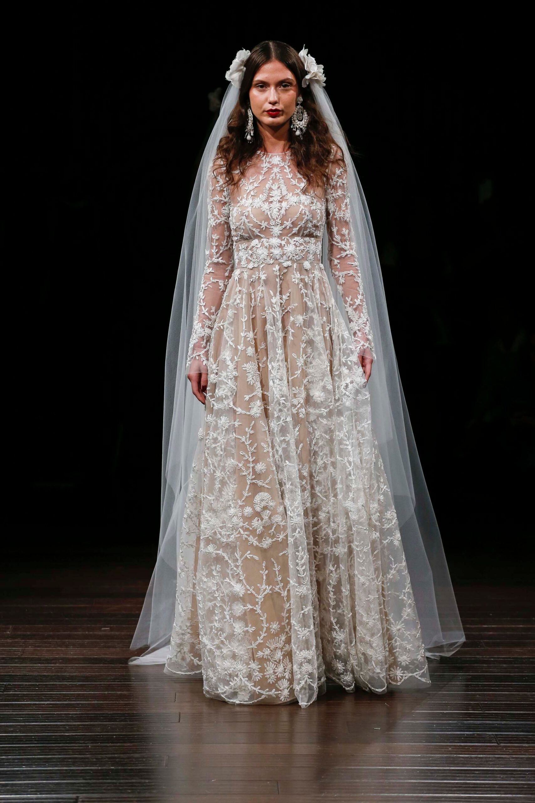 Naeem Khan F/W 17 Bridal Look 19