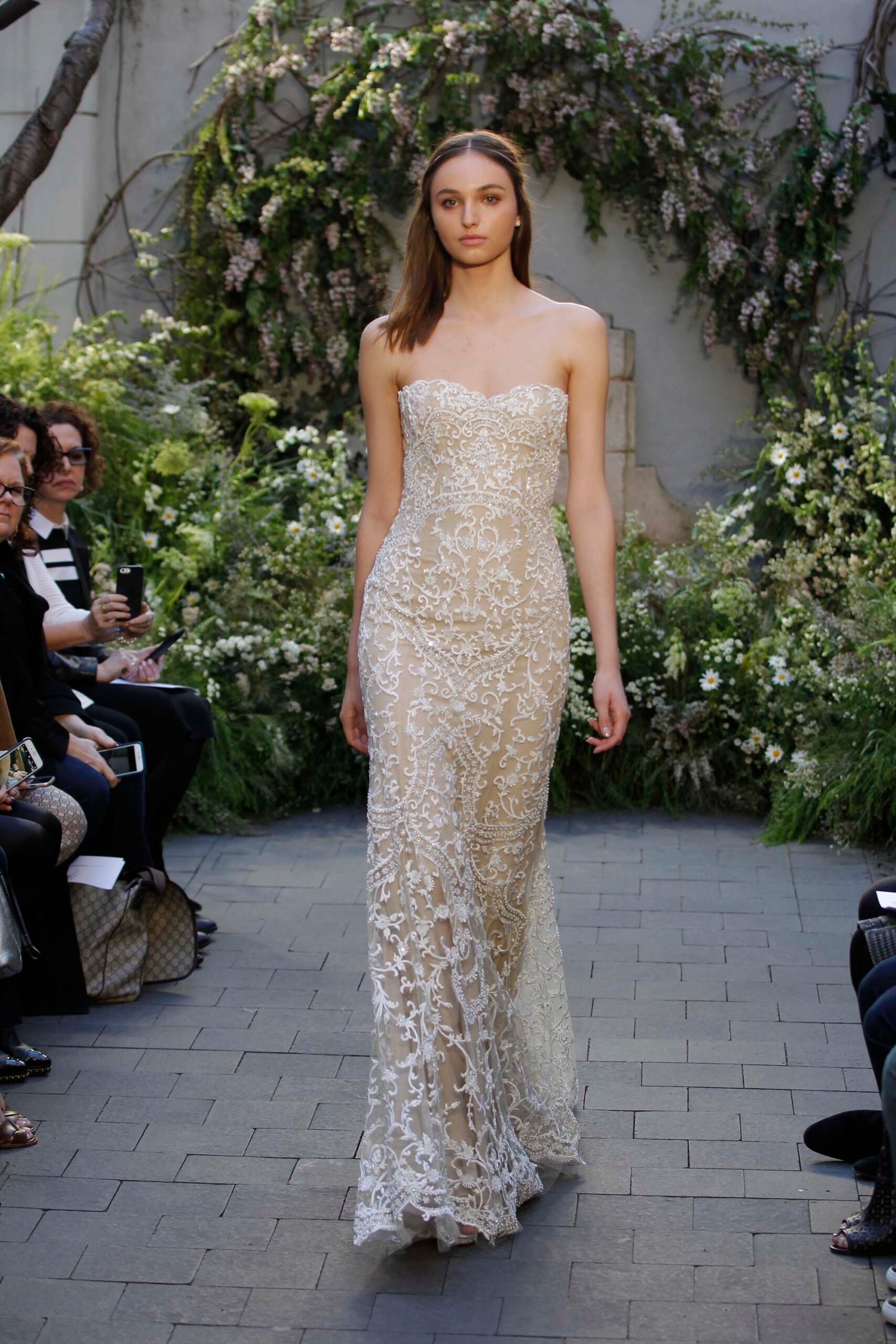 Monique Lhuillier S/S 17 Bridal Look 20