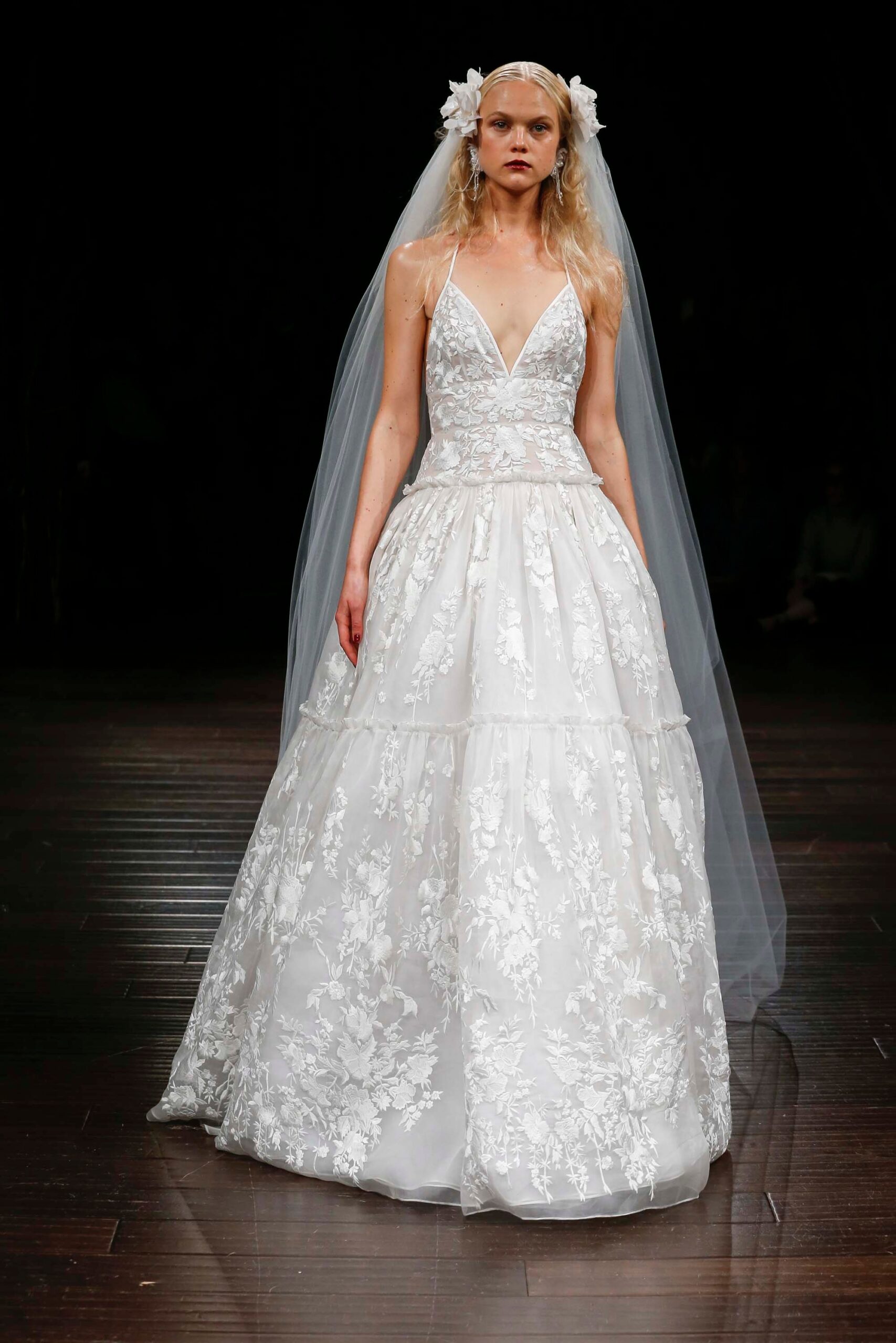 Naeem Khan F/W 17 Bridal Look 21