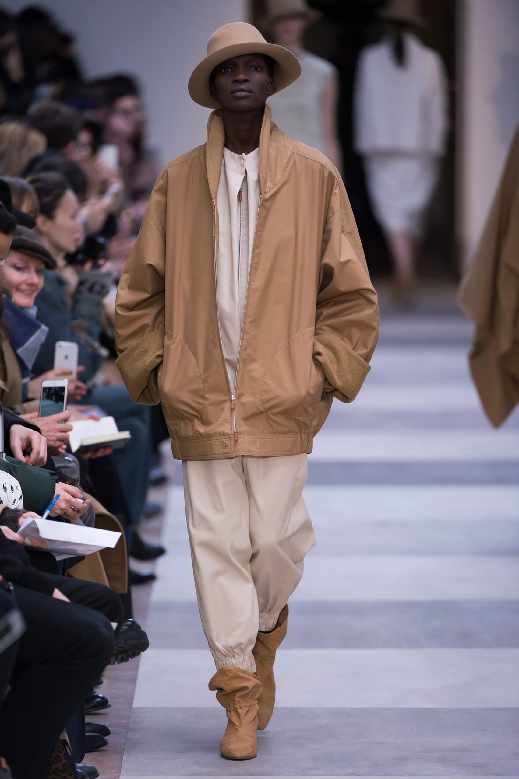 Nehera F/W 16 Look 22