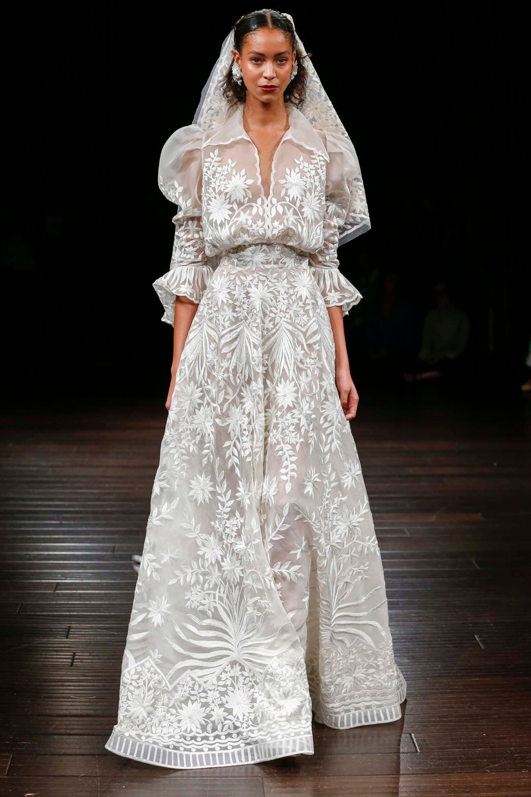 Naeem Khan F/W 17 Bridal Look 23