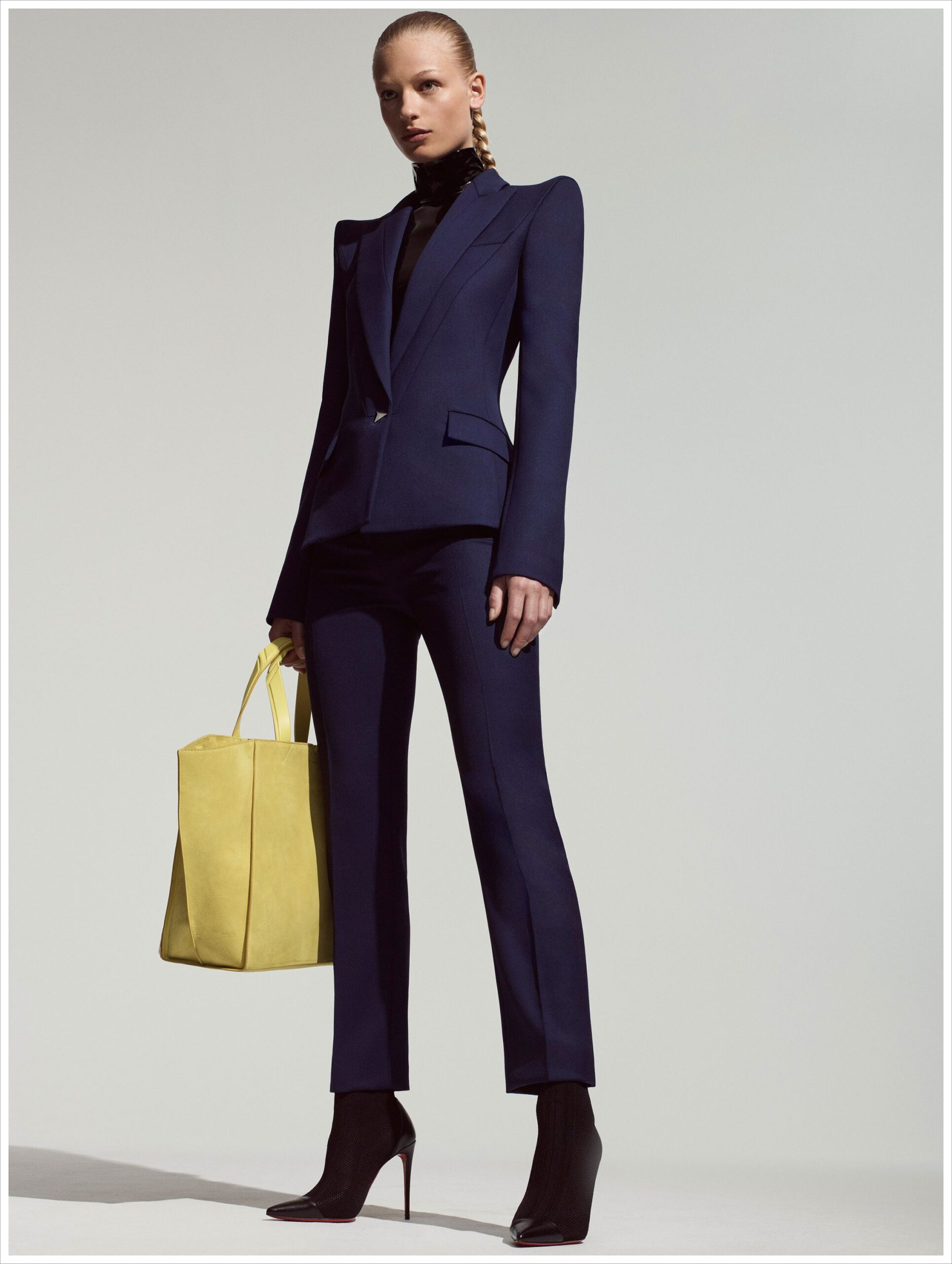 Mugler Resort 18 Look 24