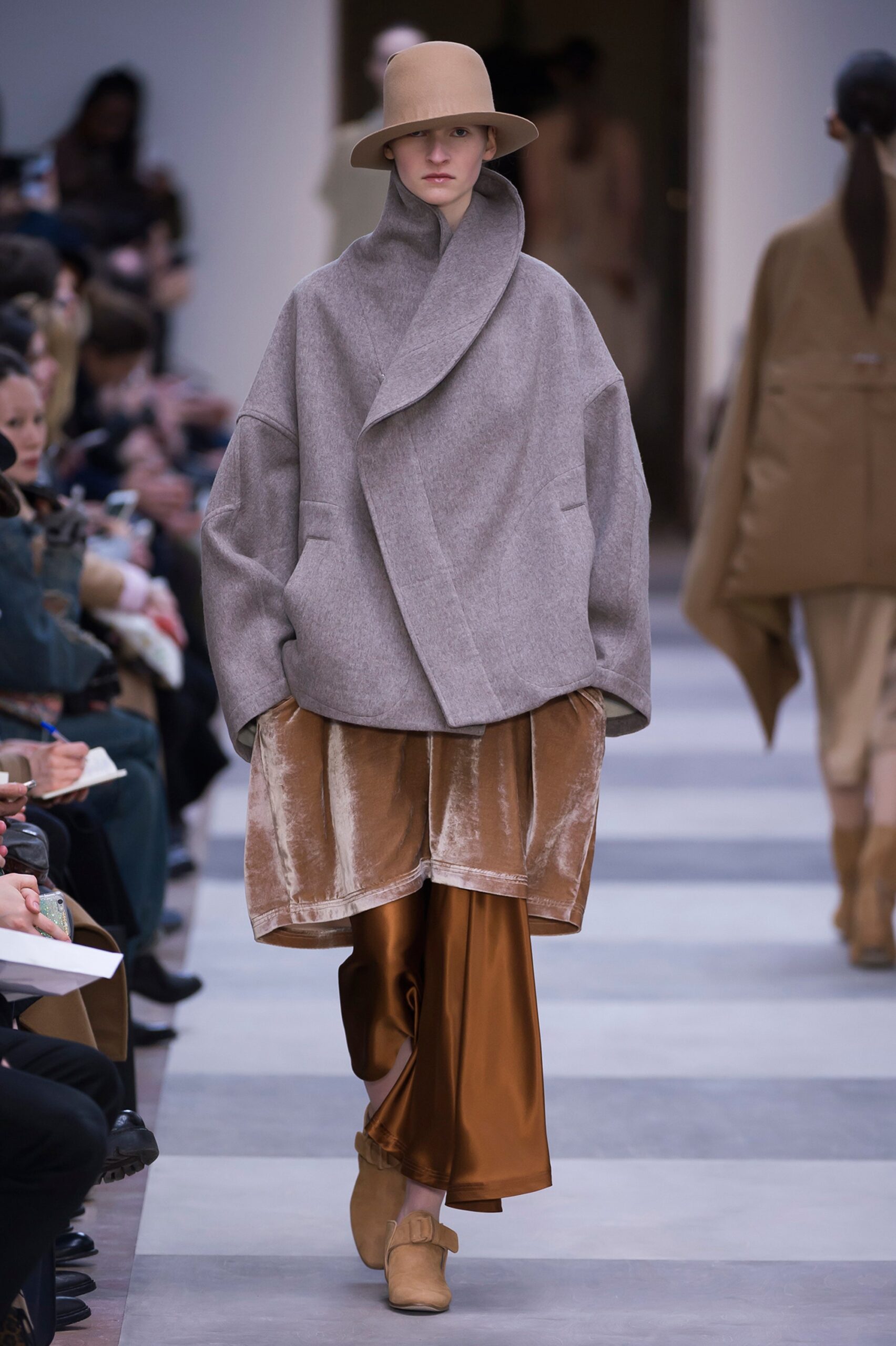 Nehera F/W 16 Look 29