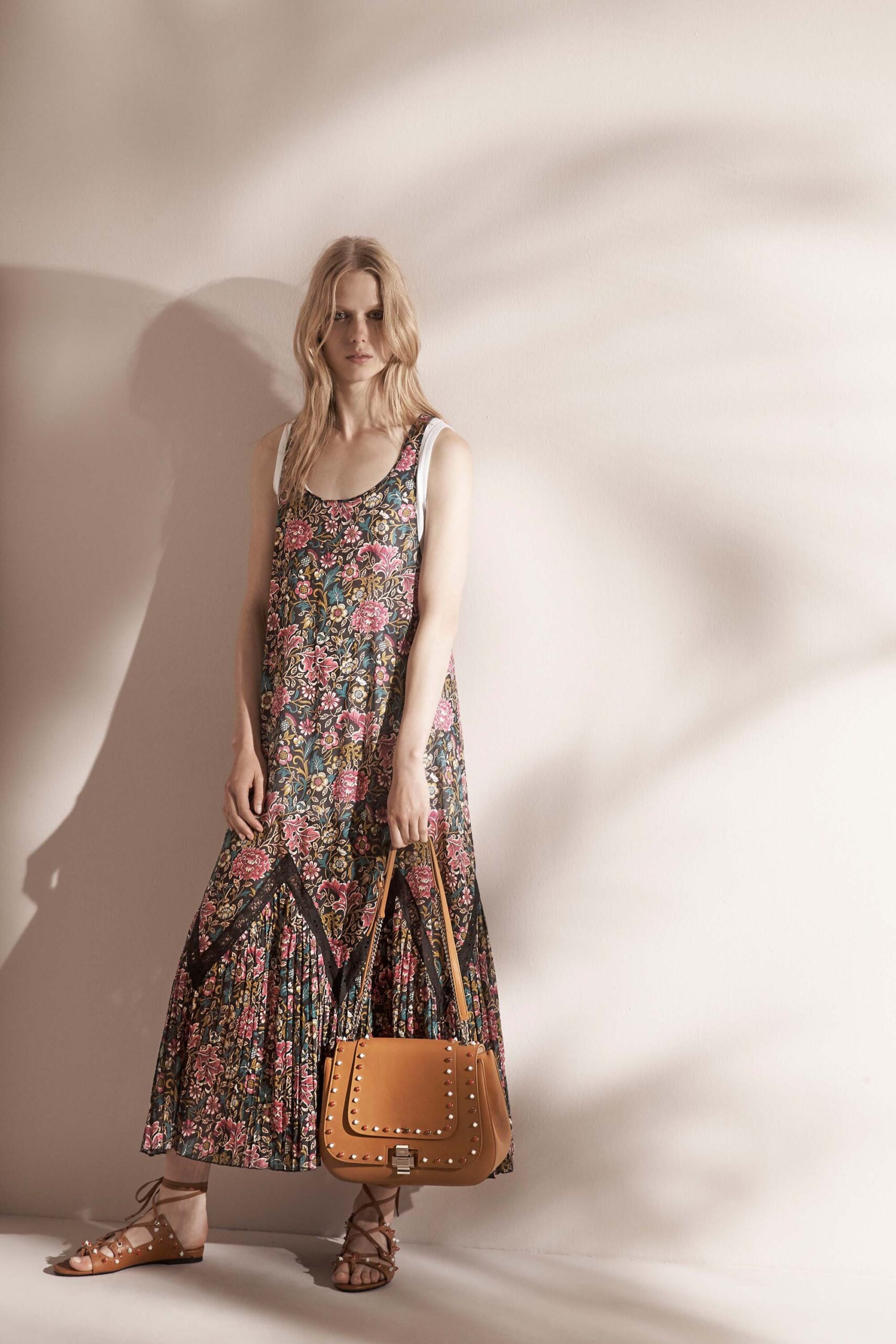 No. 21 Resort 17 Look 30