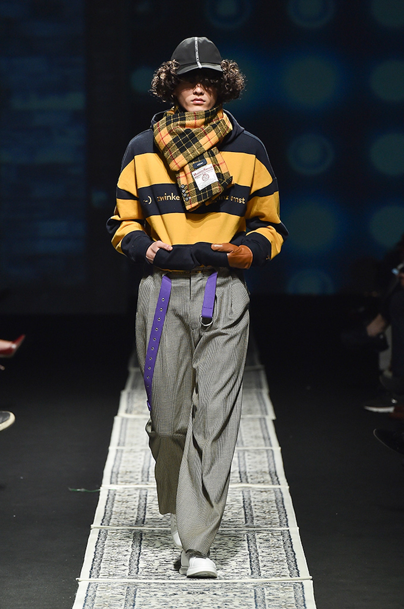 Münn Seoul F/W 17 Look 21