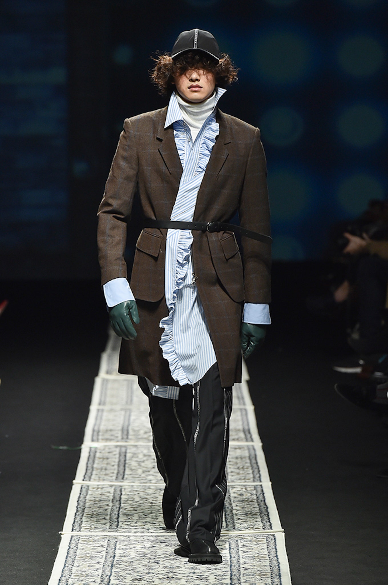 Münn Seoul F/W 17 Look 26