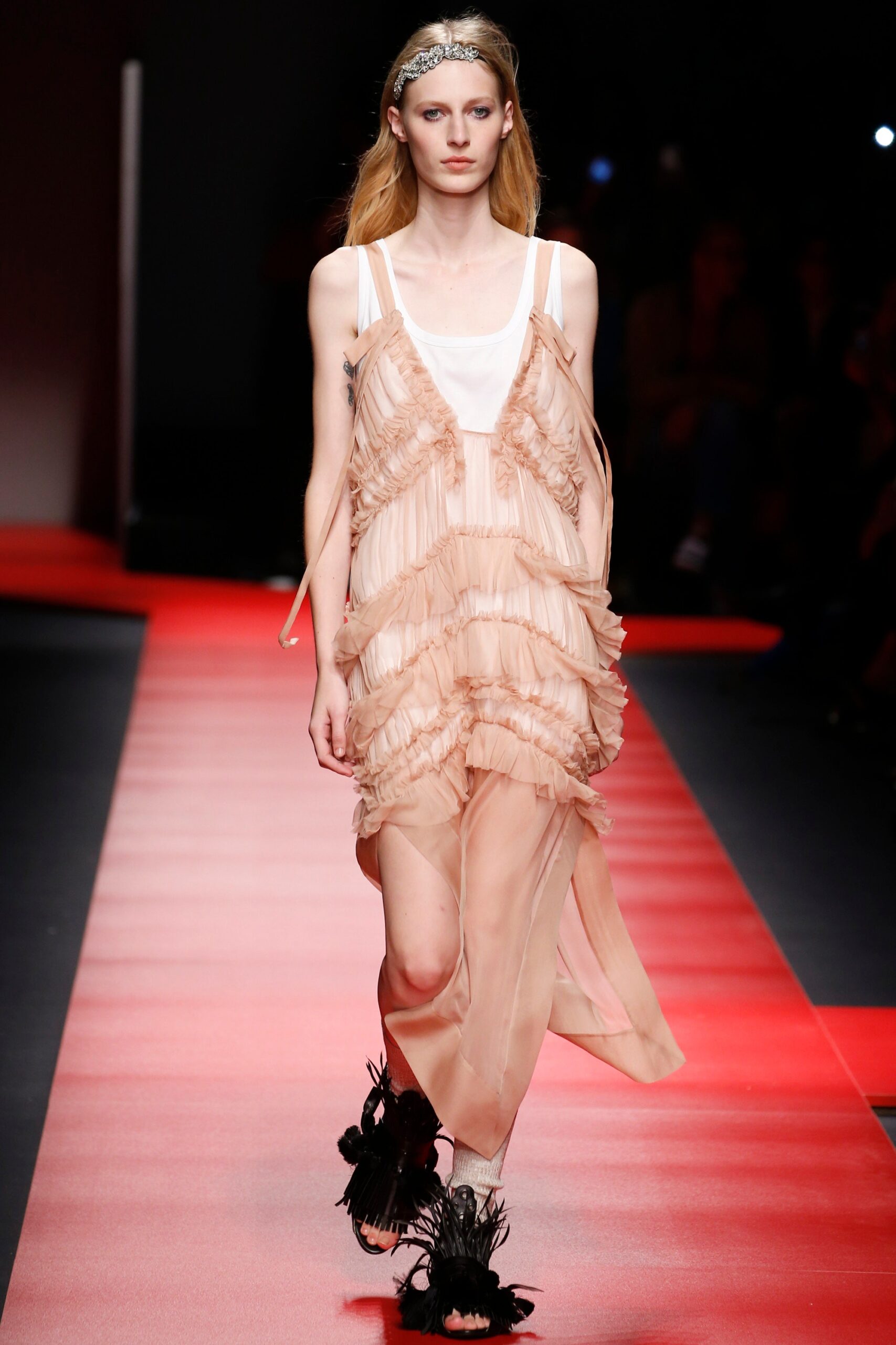 No. 21 S/S 16 Look 1