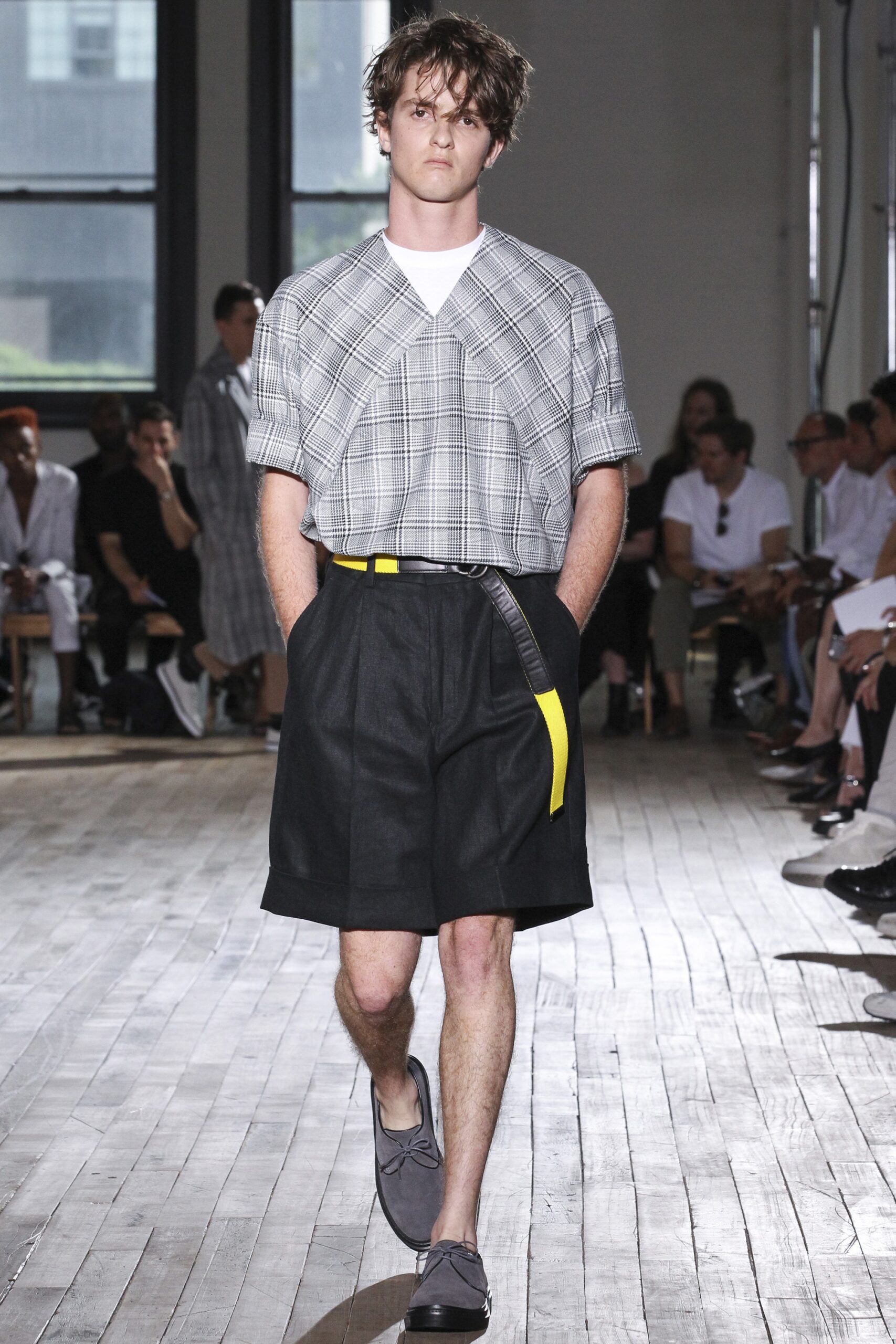 N.Hoolywood S/S 18 Menswear Look 31