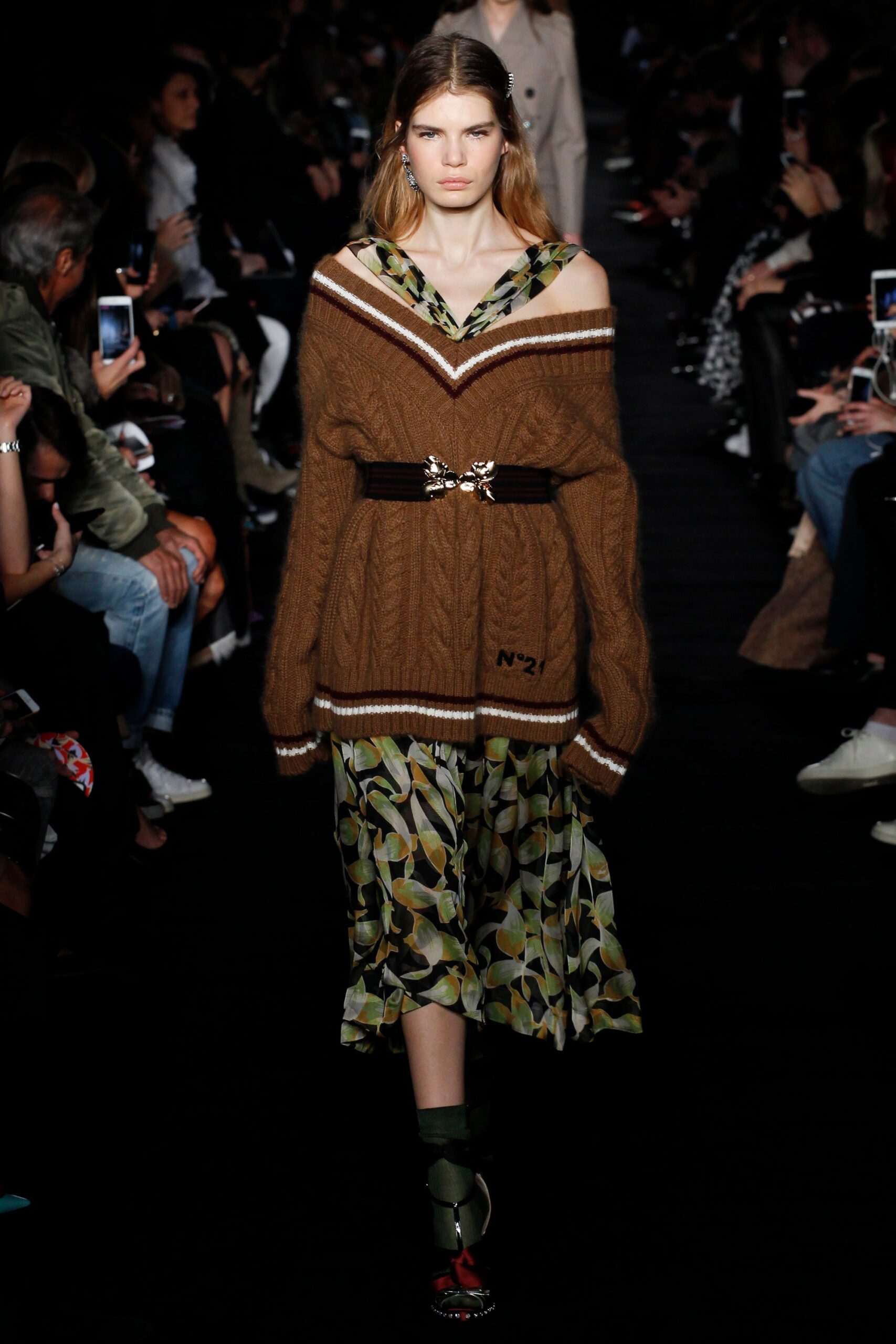 No. 21 F/W 17 Look 18