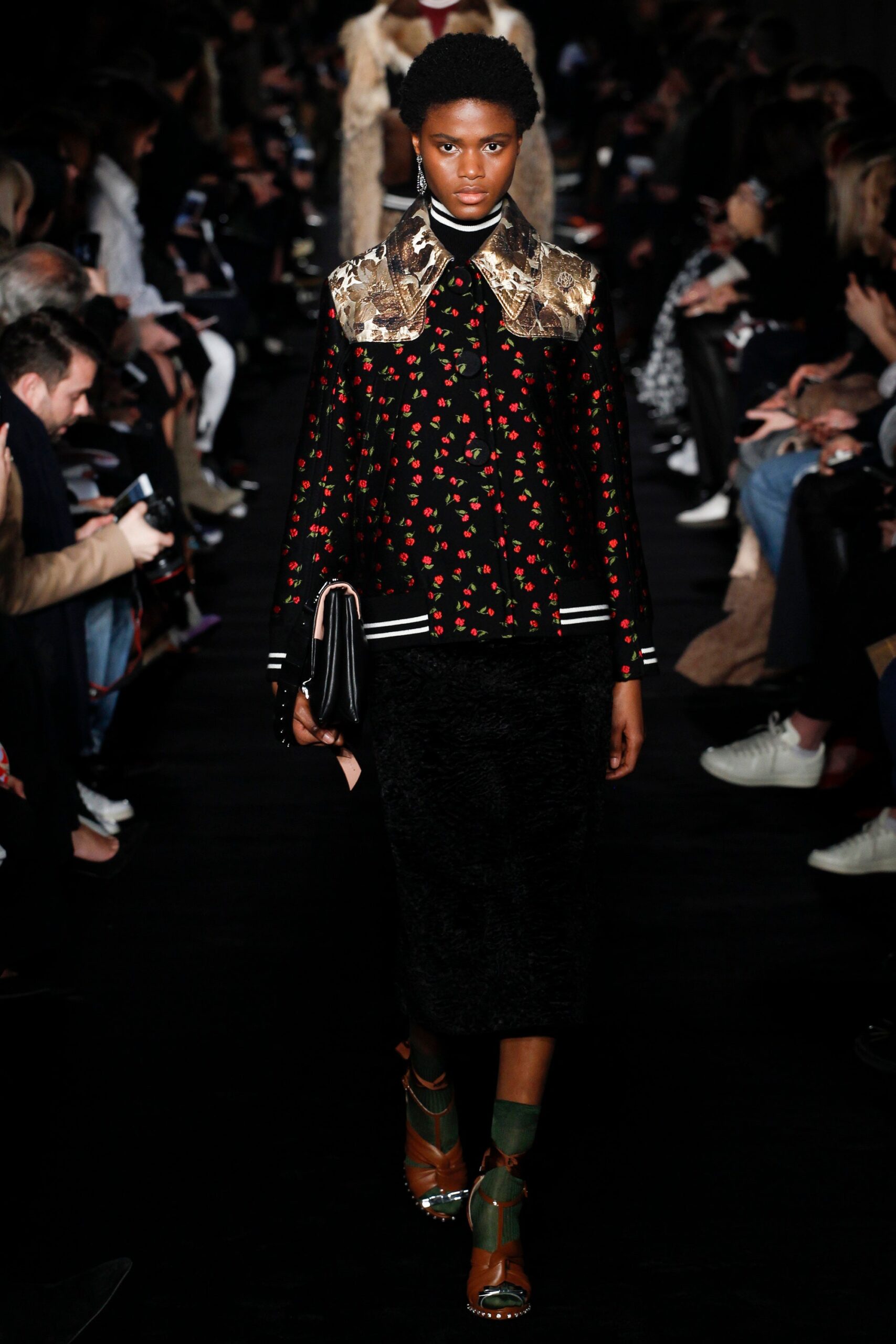 No. 21 F/W 17 Look 33