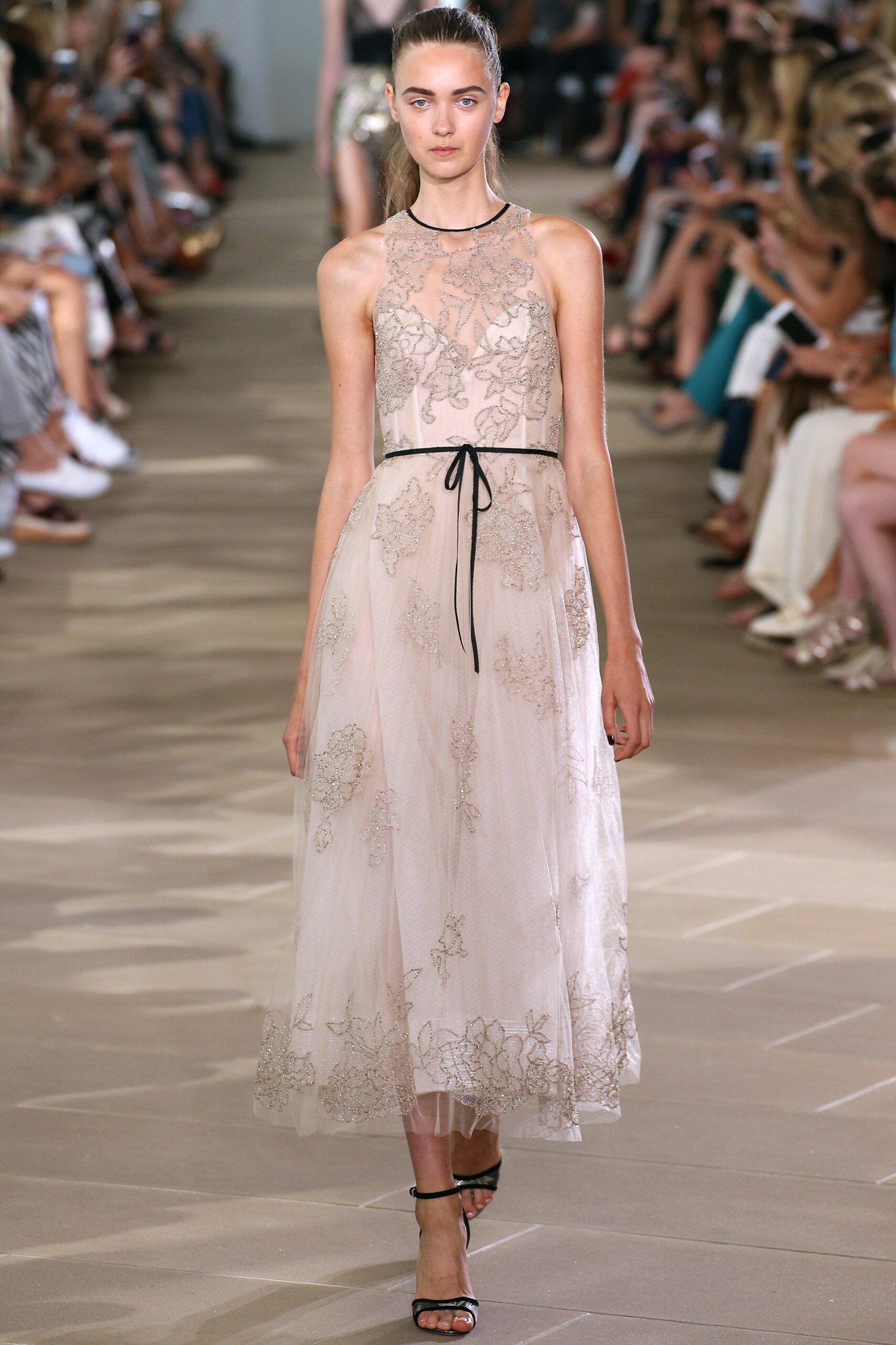 Monique Lhuillier S/S 17 Look 8