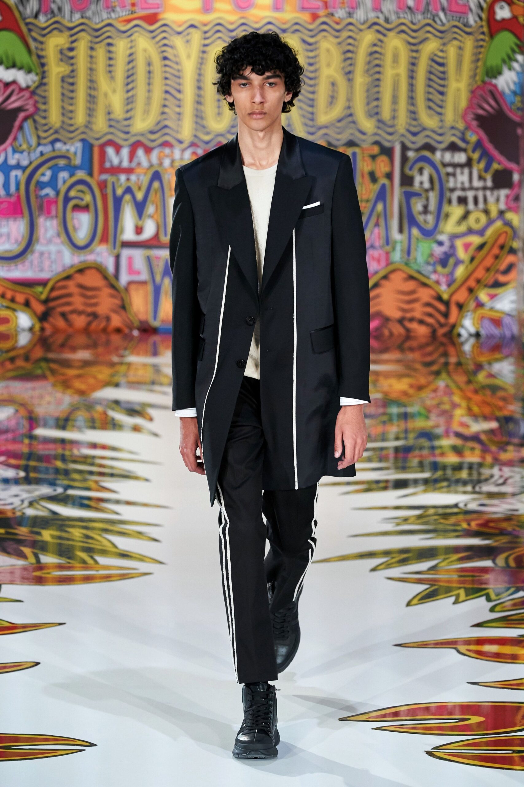 Neil Barrett S/S 20 Look 24
