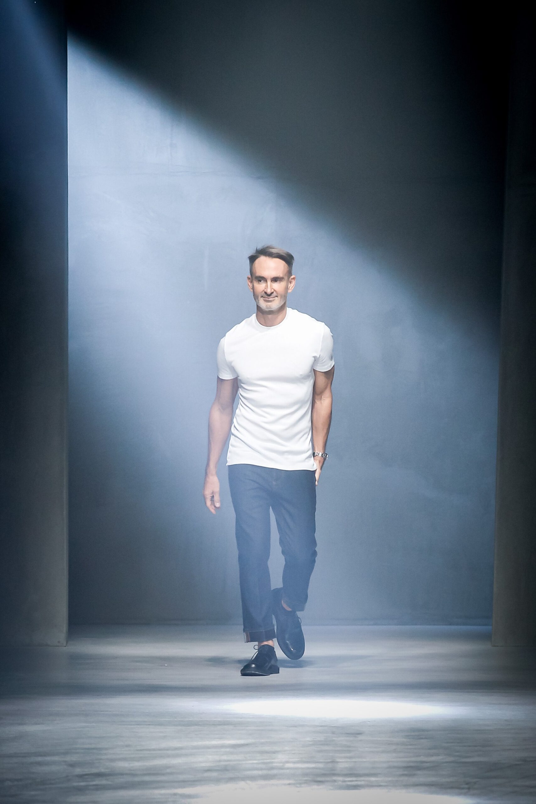 Neil Barrett S/S 18 Menswear Look 3