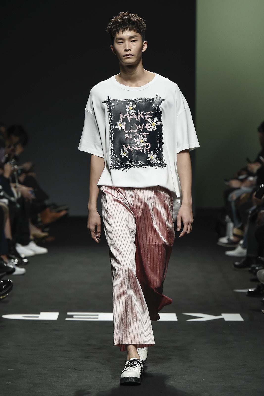 Munsoo Kwon Seoul S/S 17 Look 2