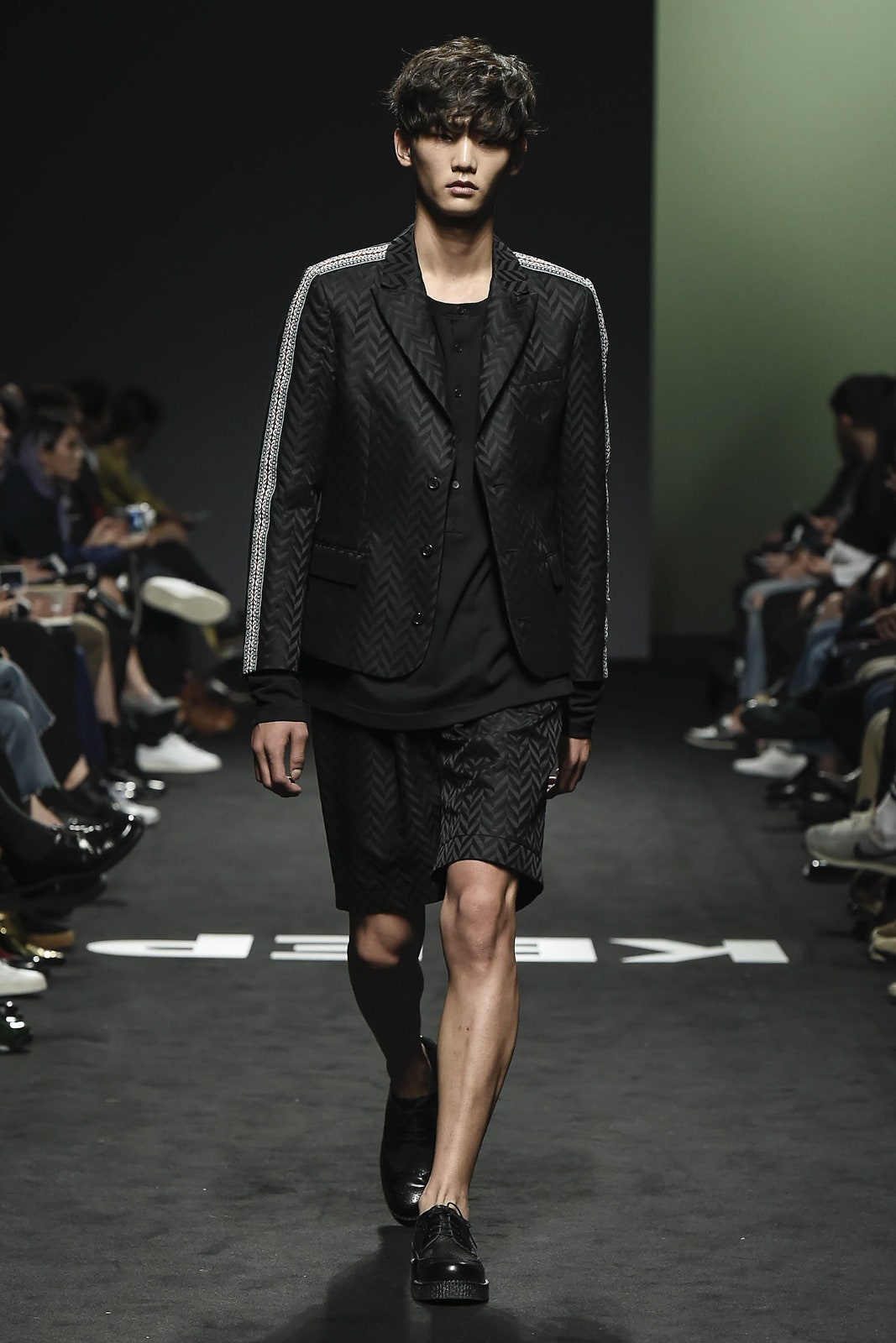 Munsoo Kwon Seoul S/S 17 Look 23