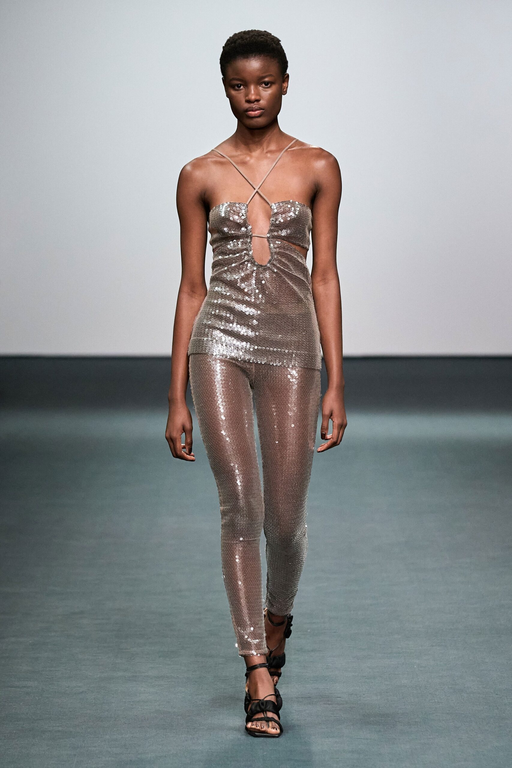 Nensi Dojaka F/W 22 Look 2