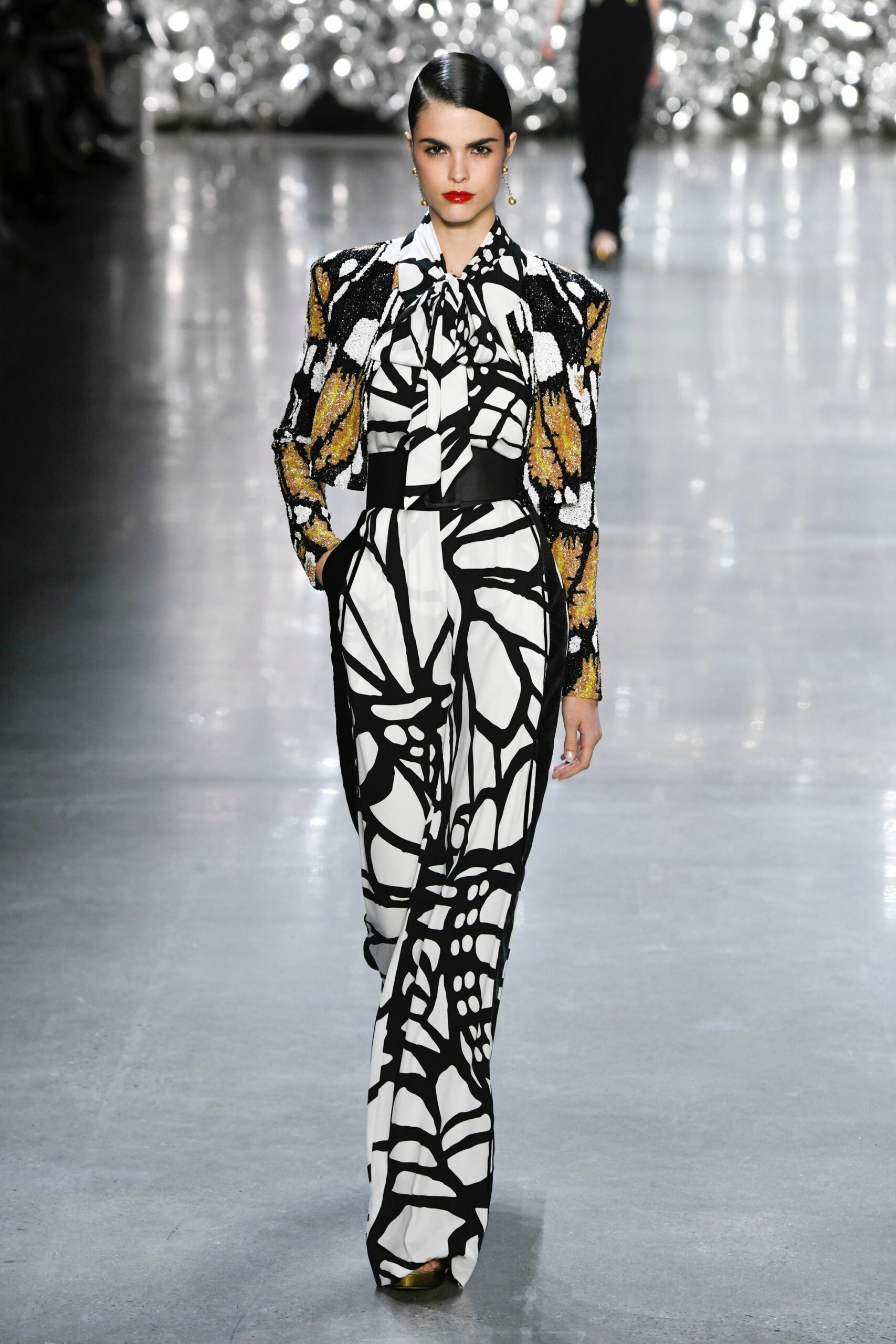 Naeem Khan S/S 19 Look 17