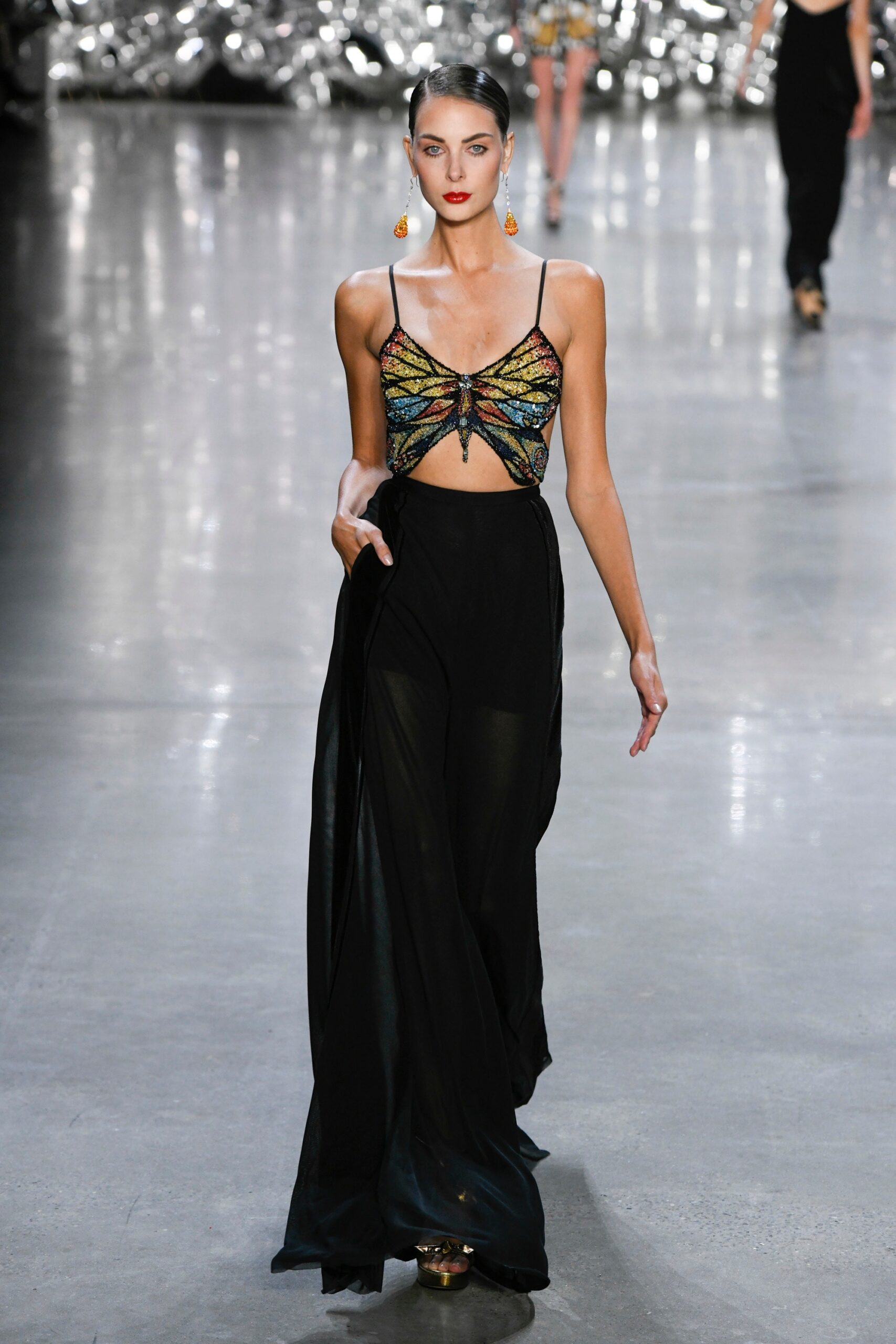 Naeem Khan S/S 19 Look 19