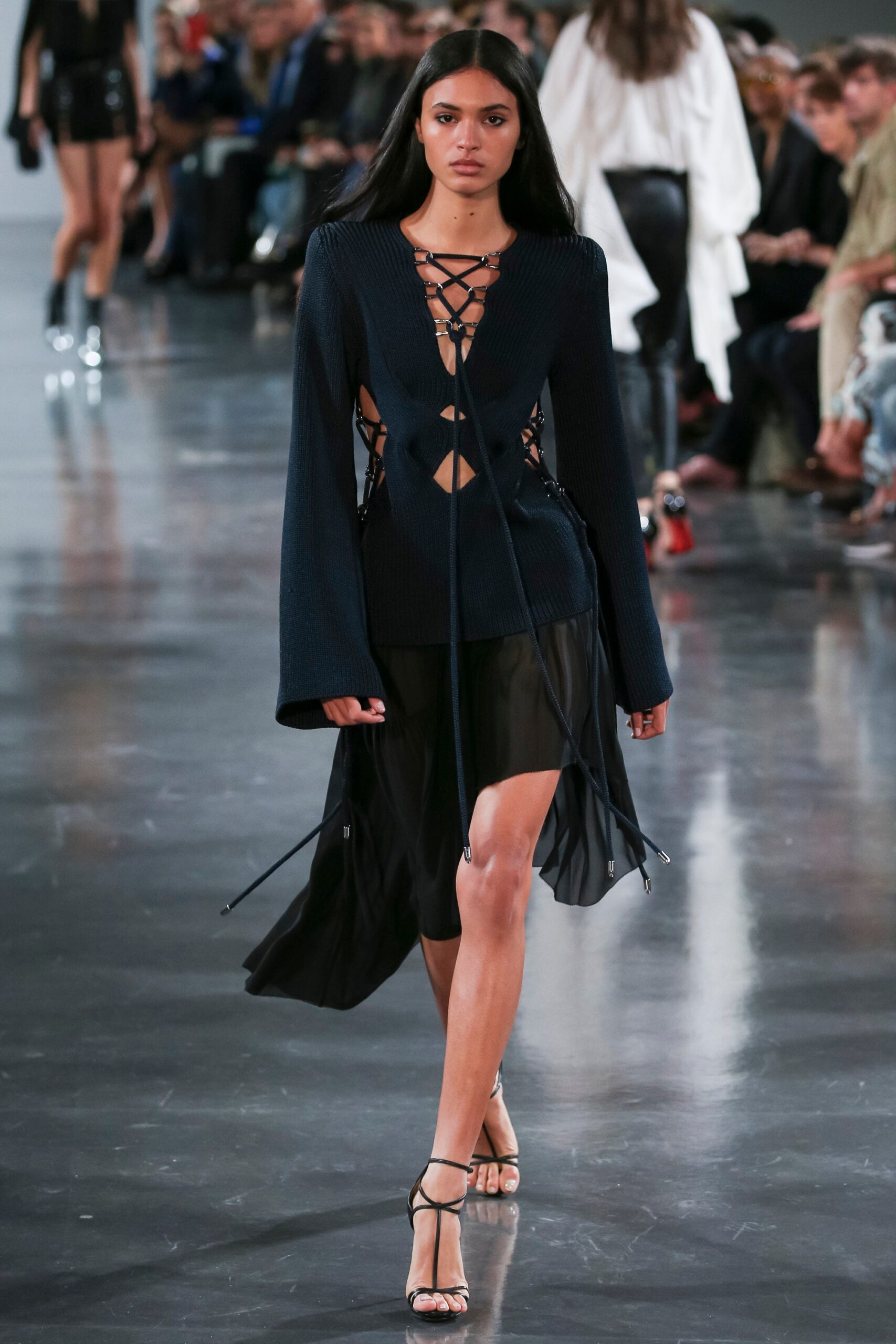 Mugler S/S 18 Look 8