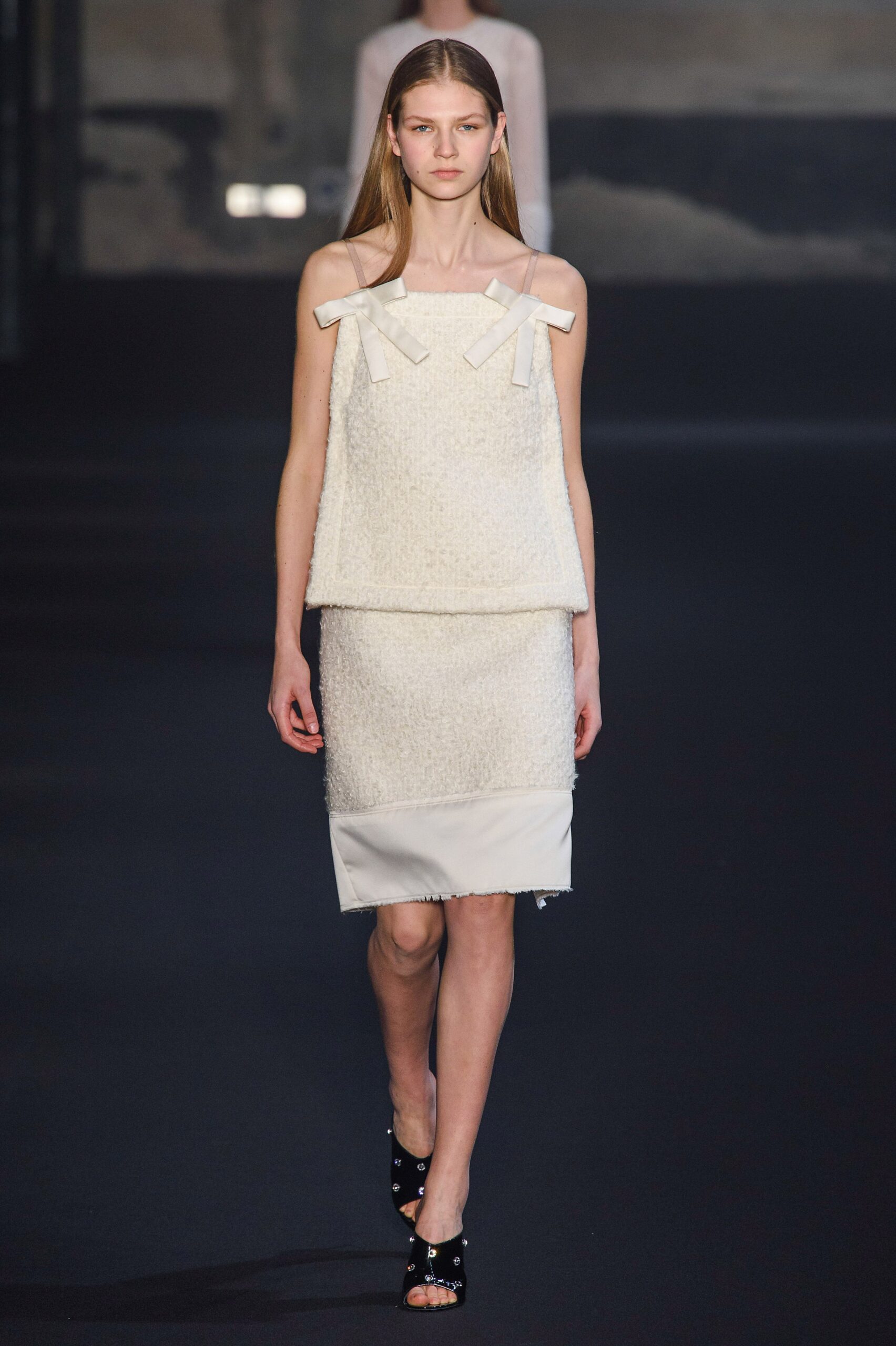 No. 21 F/W 19 Look 15