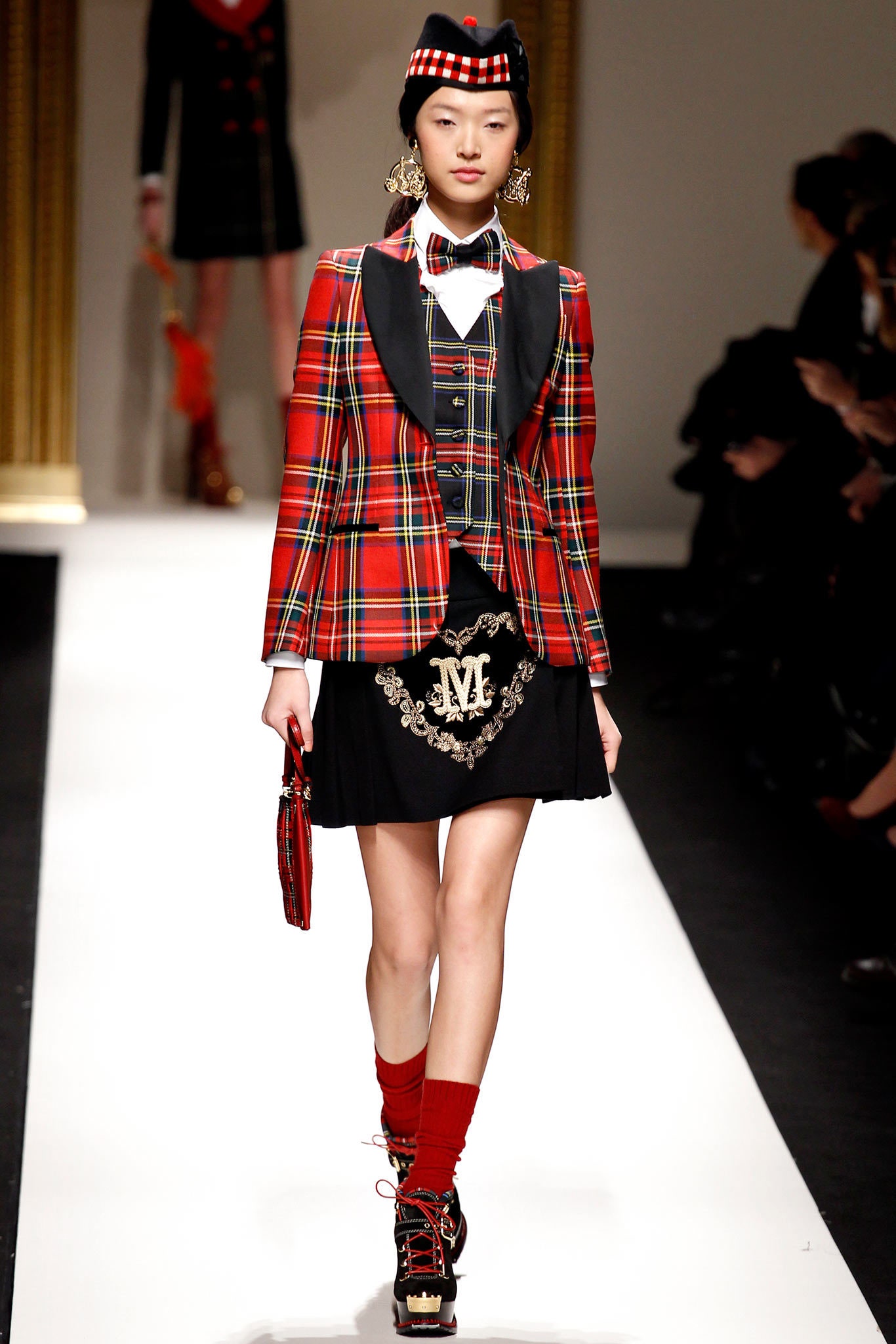 Moschino F/W 13 Look 3