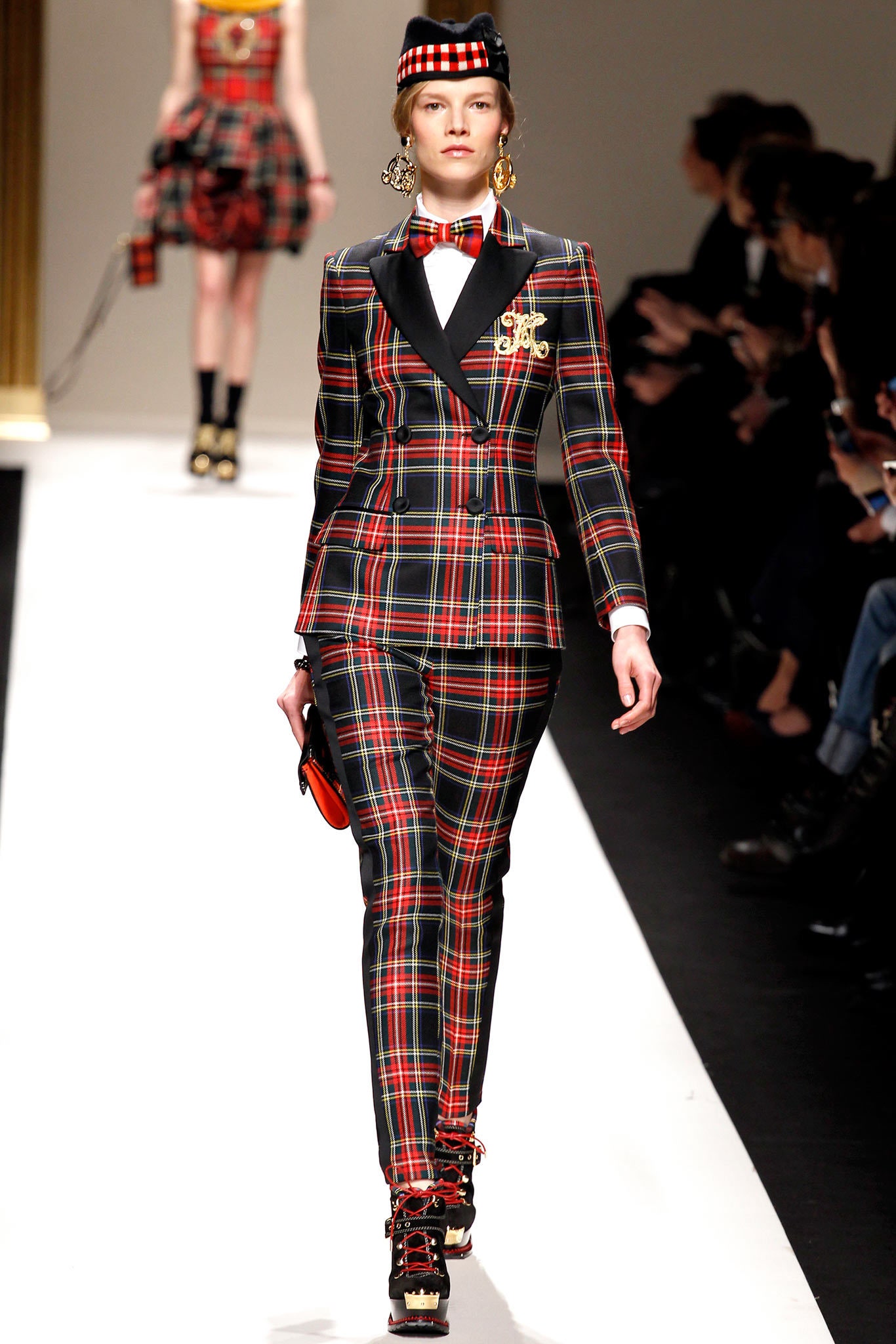 Moschino F/W 13 Look 5