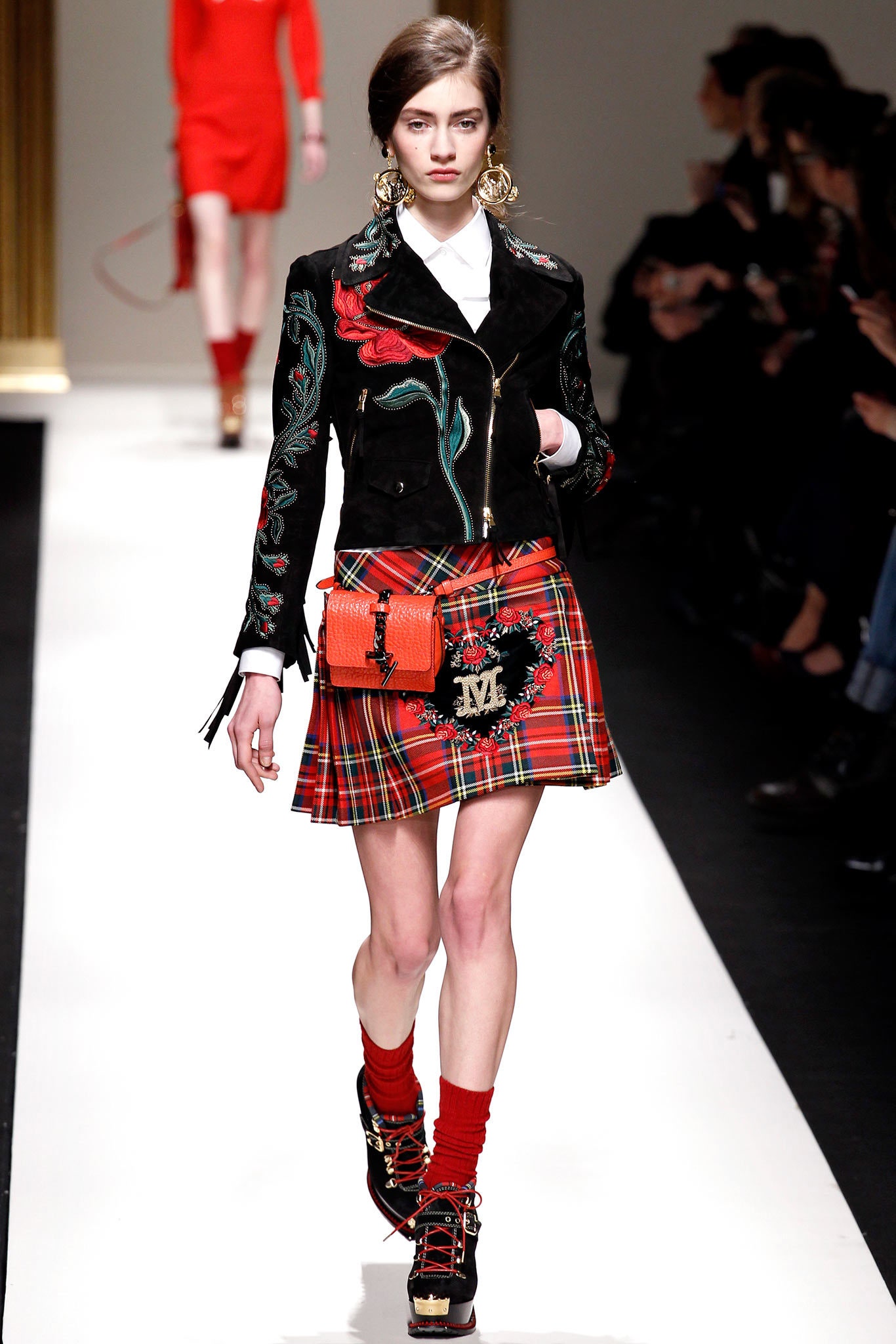 Moschino F/W 13 Look 9
