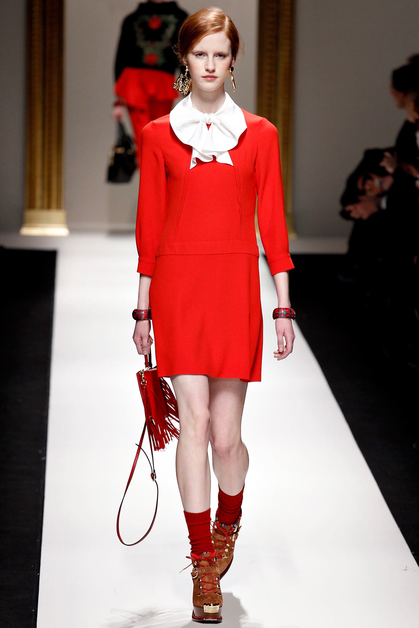Moschino F/W 13 Look 10