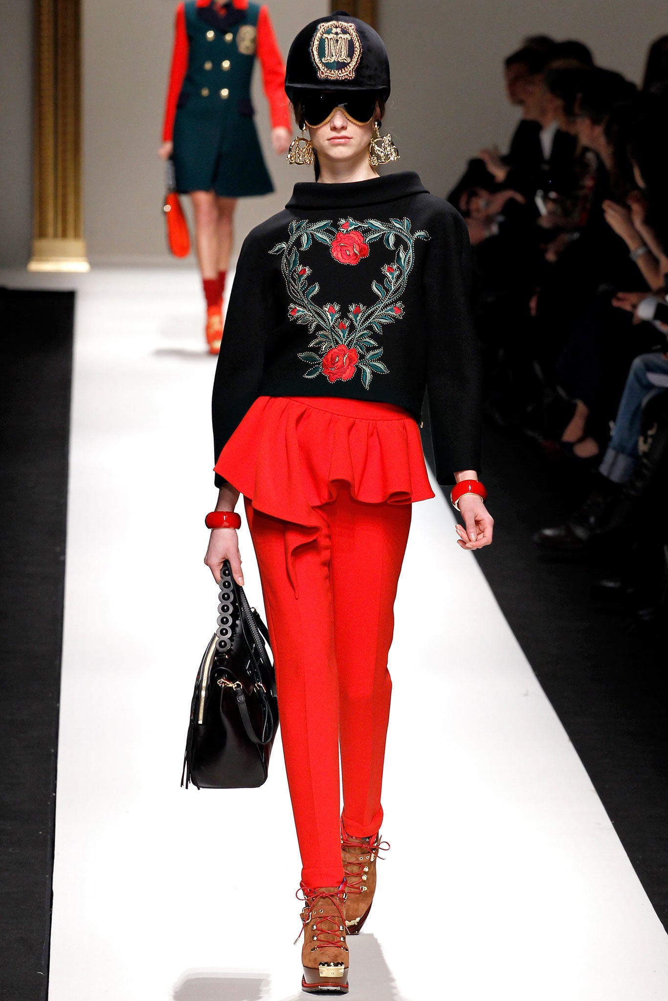 Moschino F/W 13 Look 11