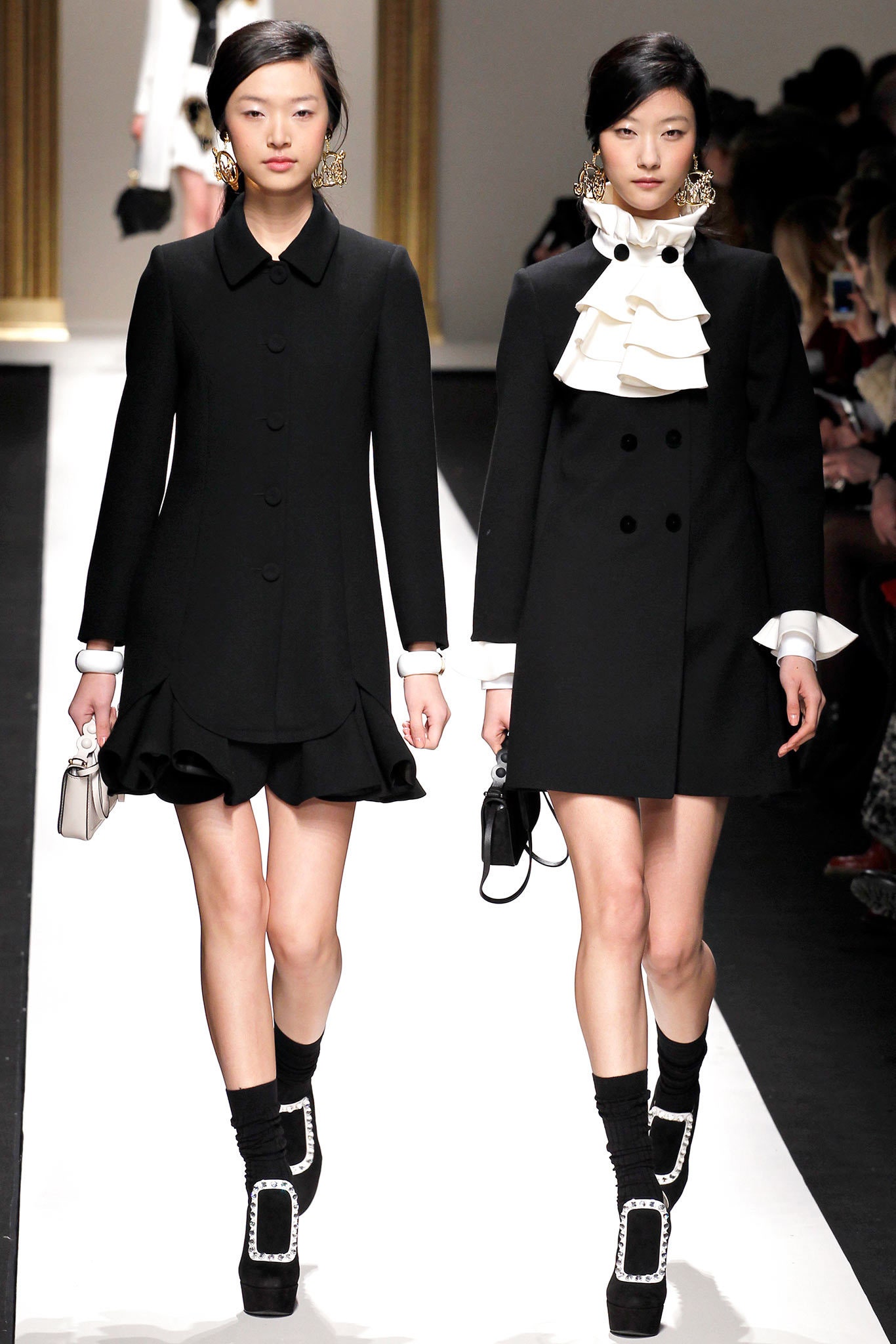 Moschino F/W 13 Look 30