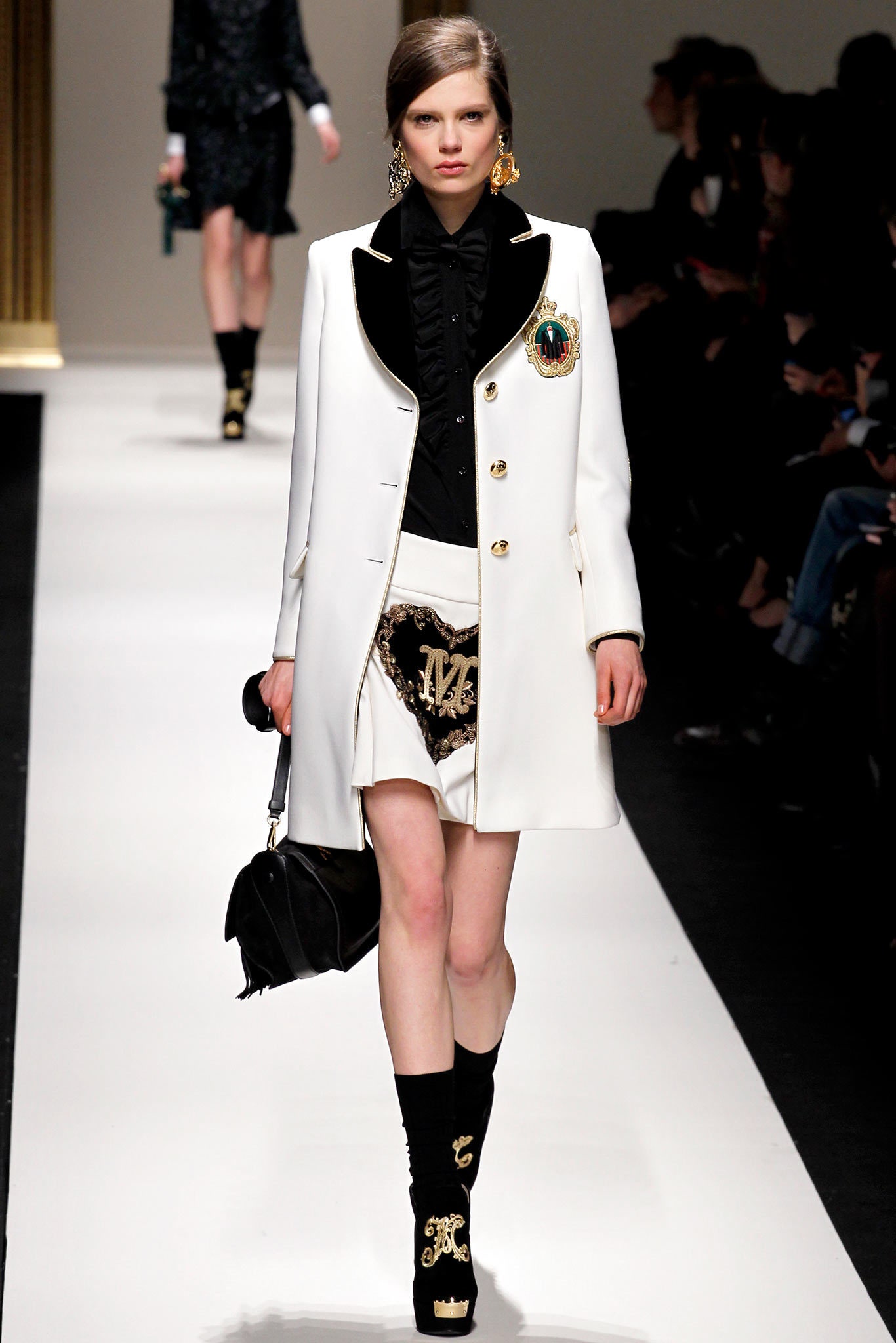 Moschino F/W 13 Look 31