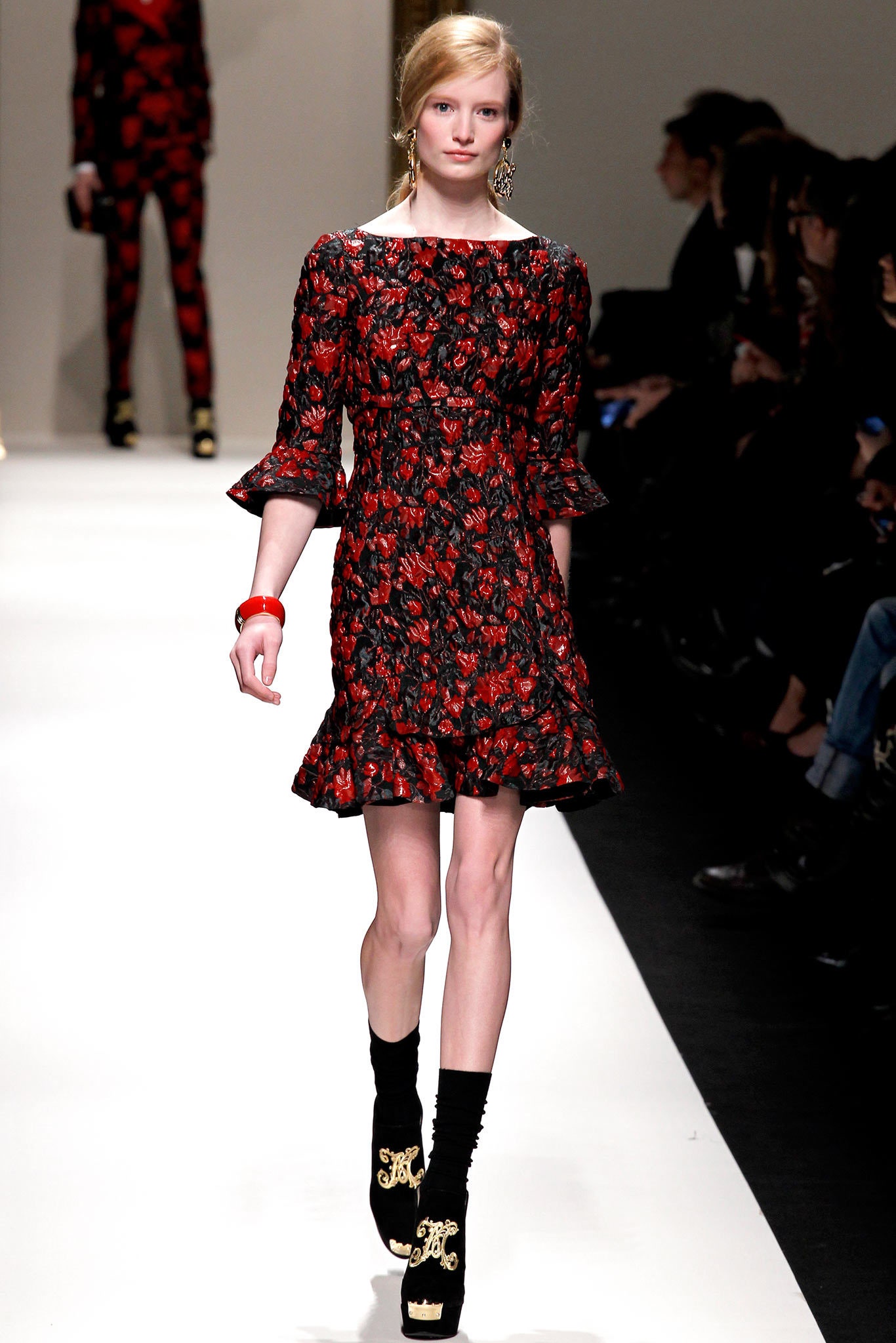 Moschino F/W 13 Look 36