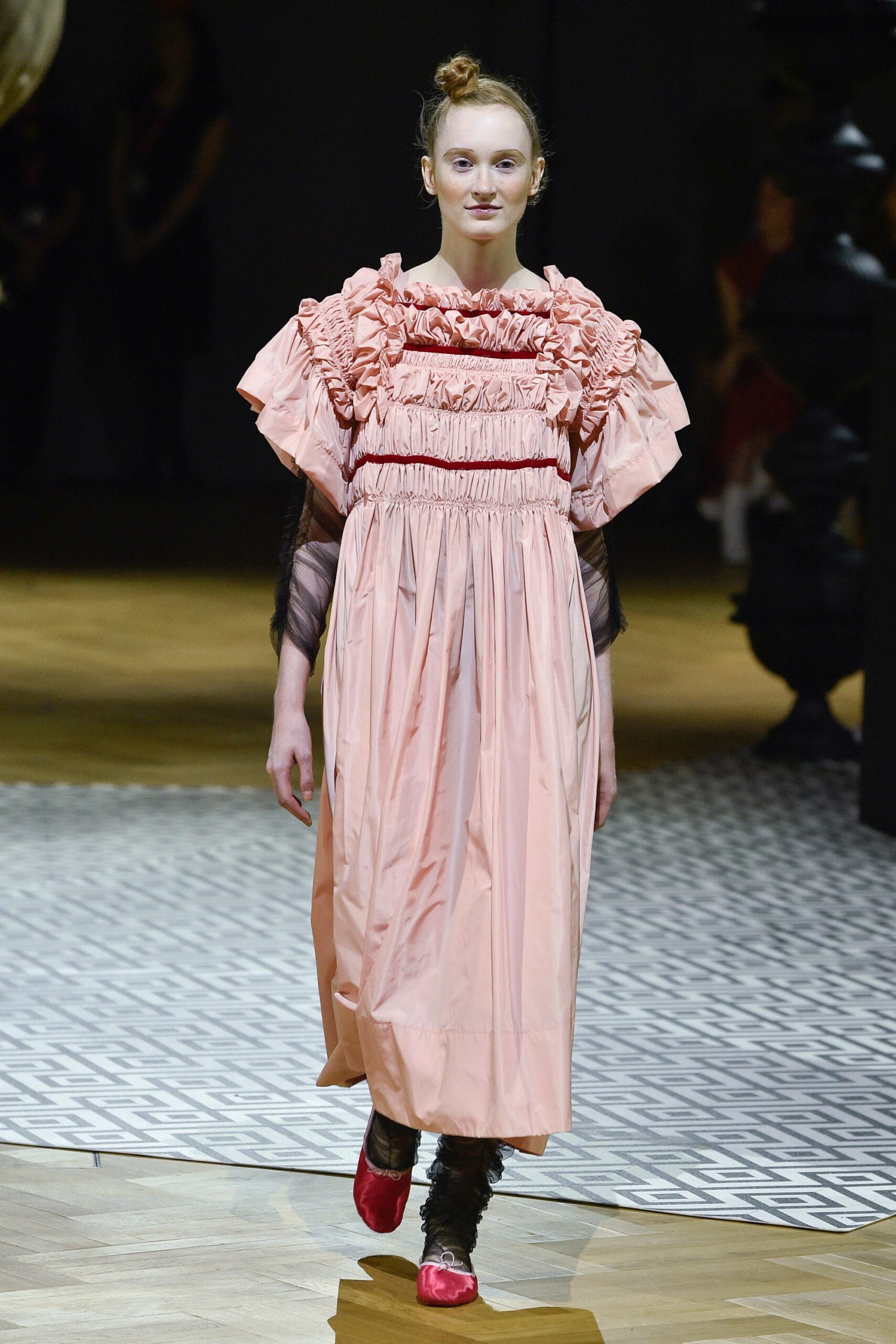 Molly Goddard Resort 18 Look 24
