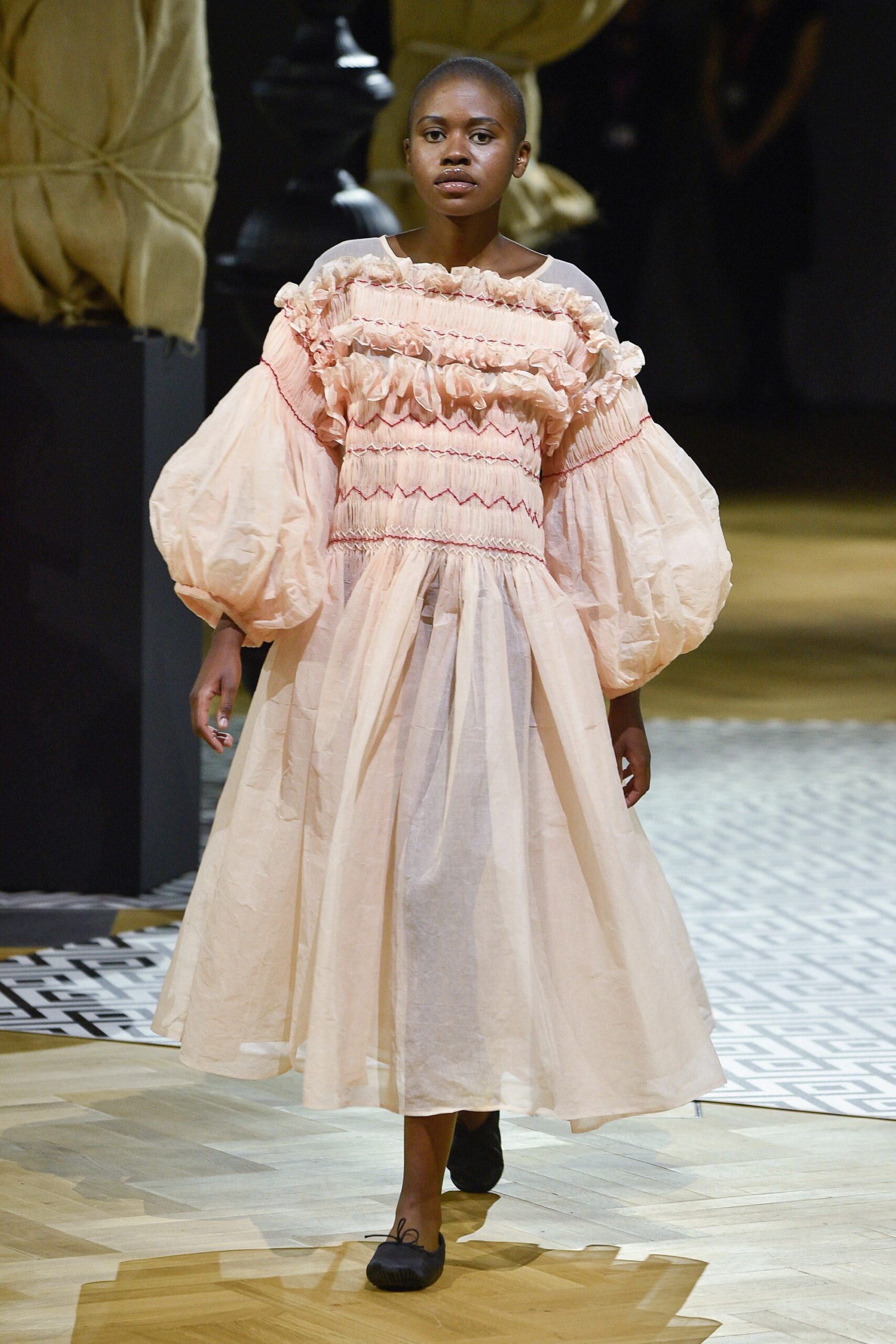 Molly Goddard Resort 18 Look 34