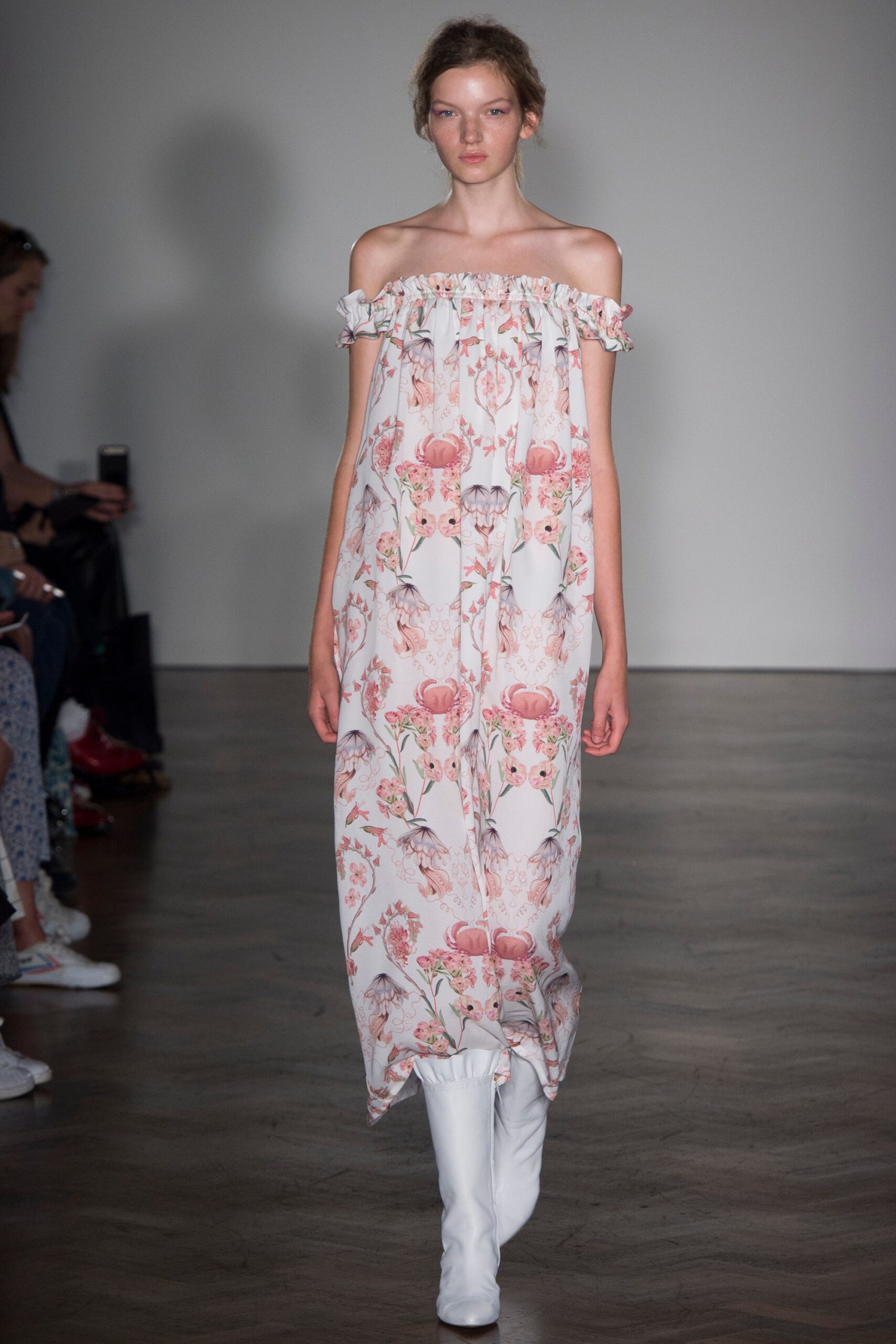 Mother of Pearl Spring 2016 Ready-to-Wear