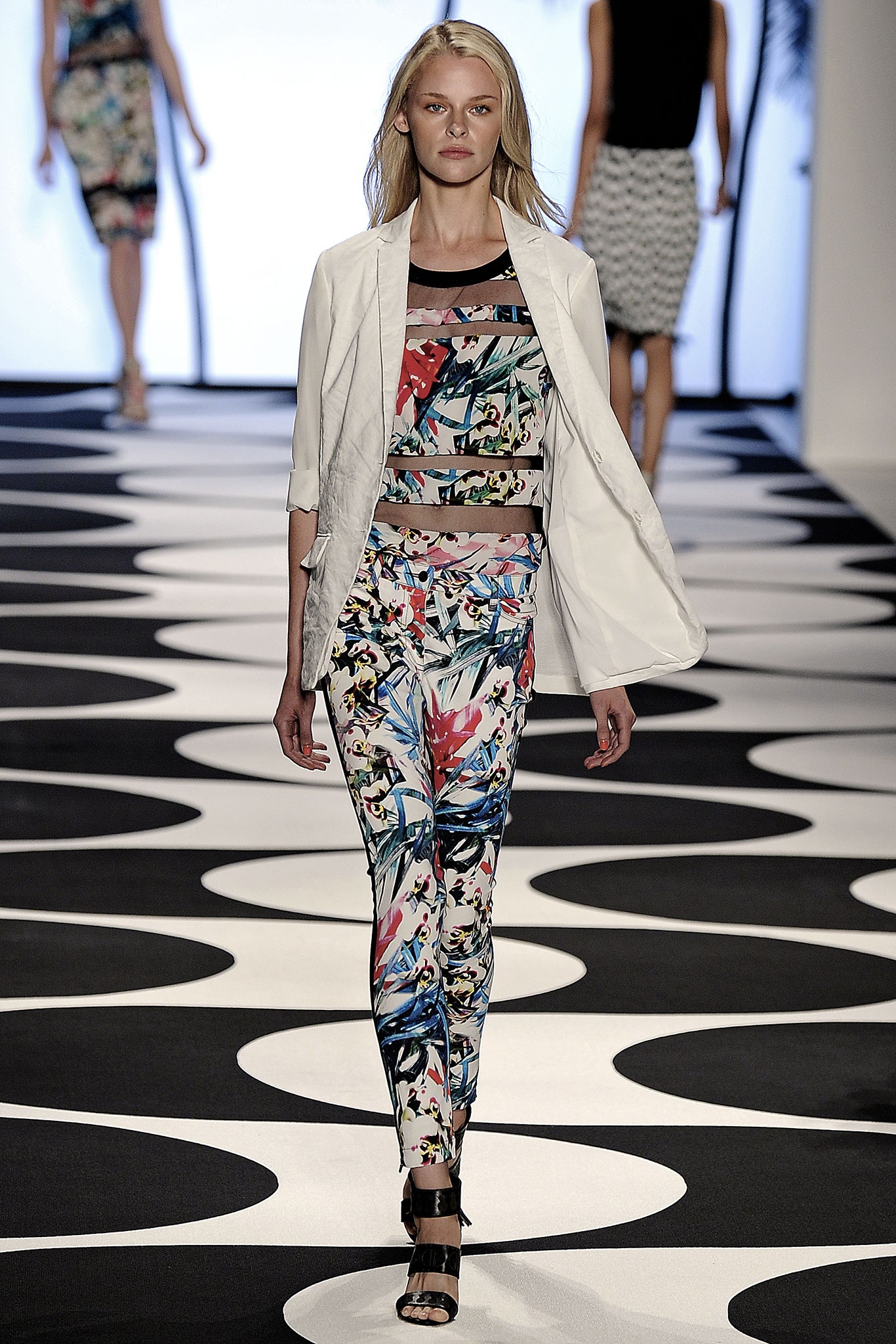 Nicole Miller S/S 15 Look 15