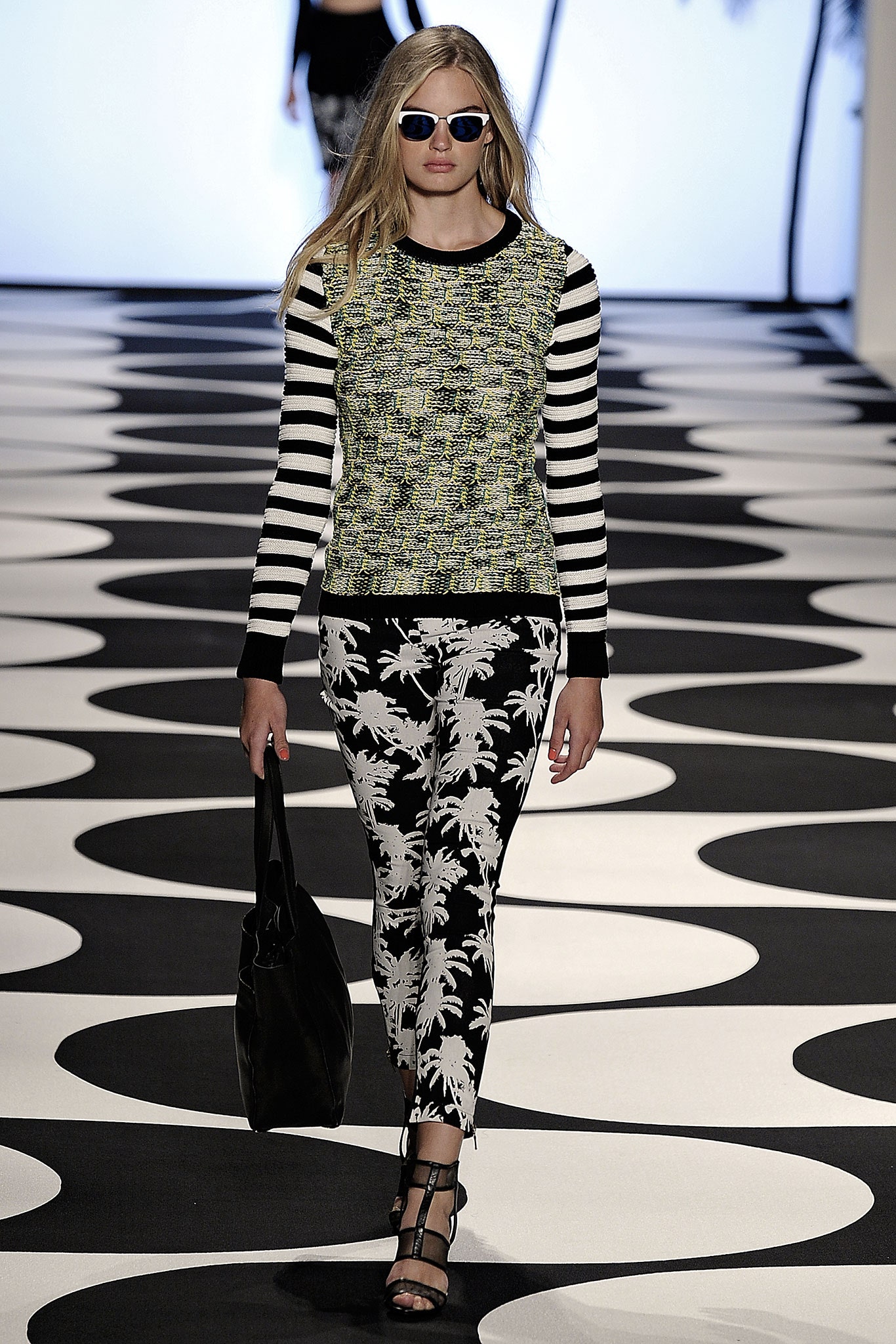 Nicole Miller S/S 15 Look 20