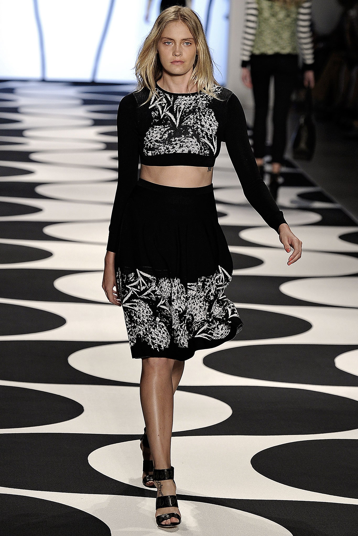 Nicole Miller S/S 15 Look 21