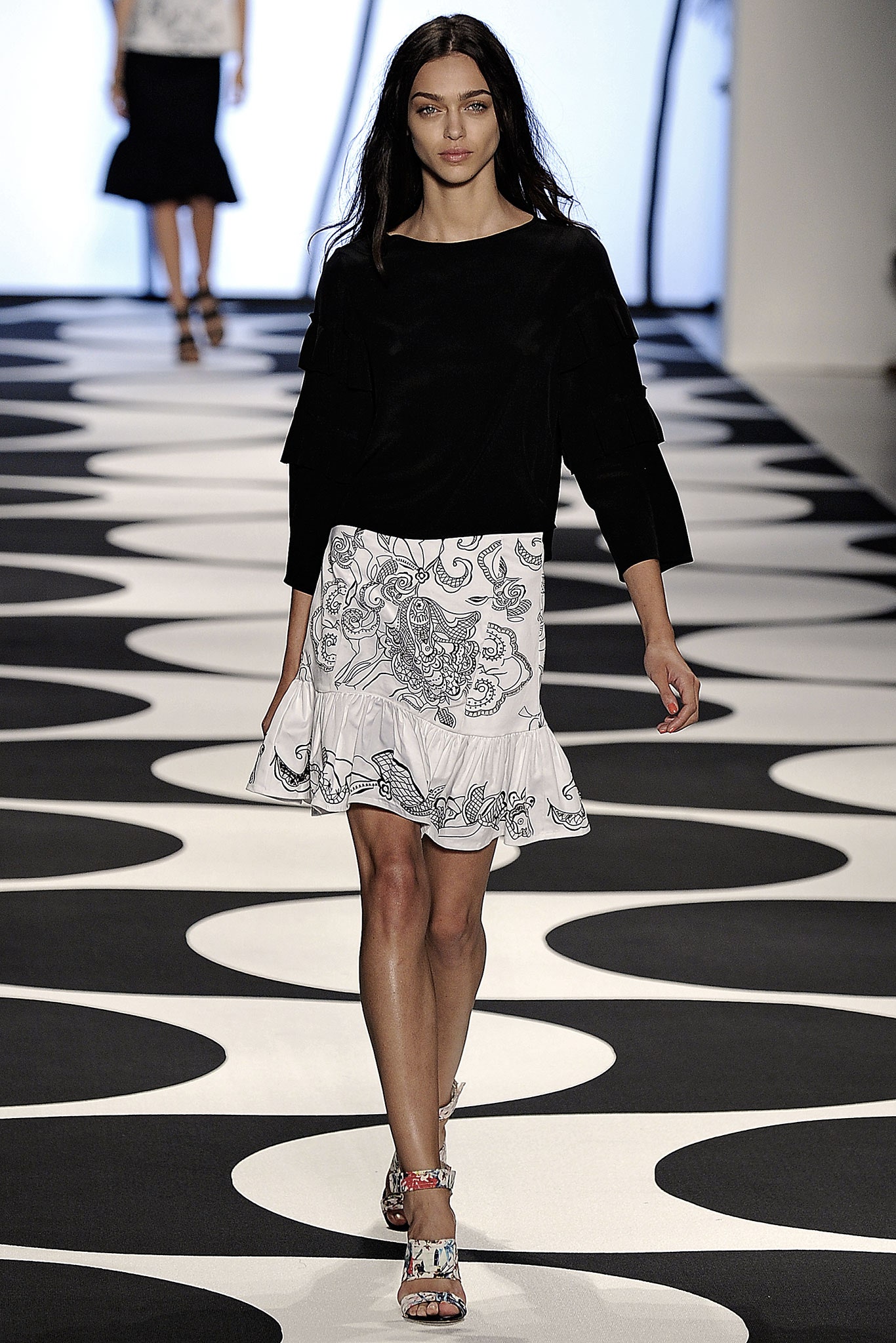 Nicole Miller S/S 15 Look 23