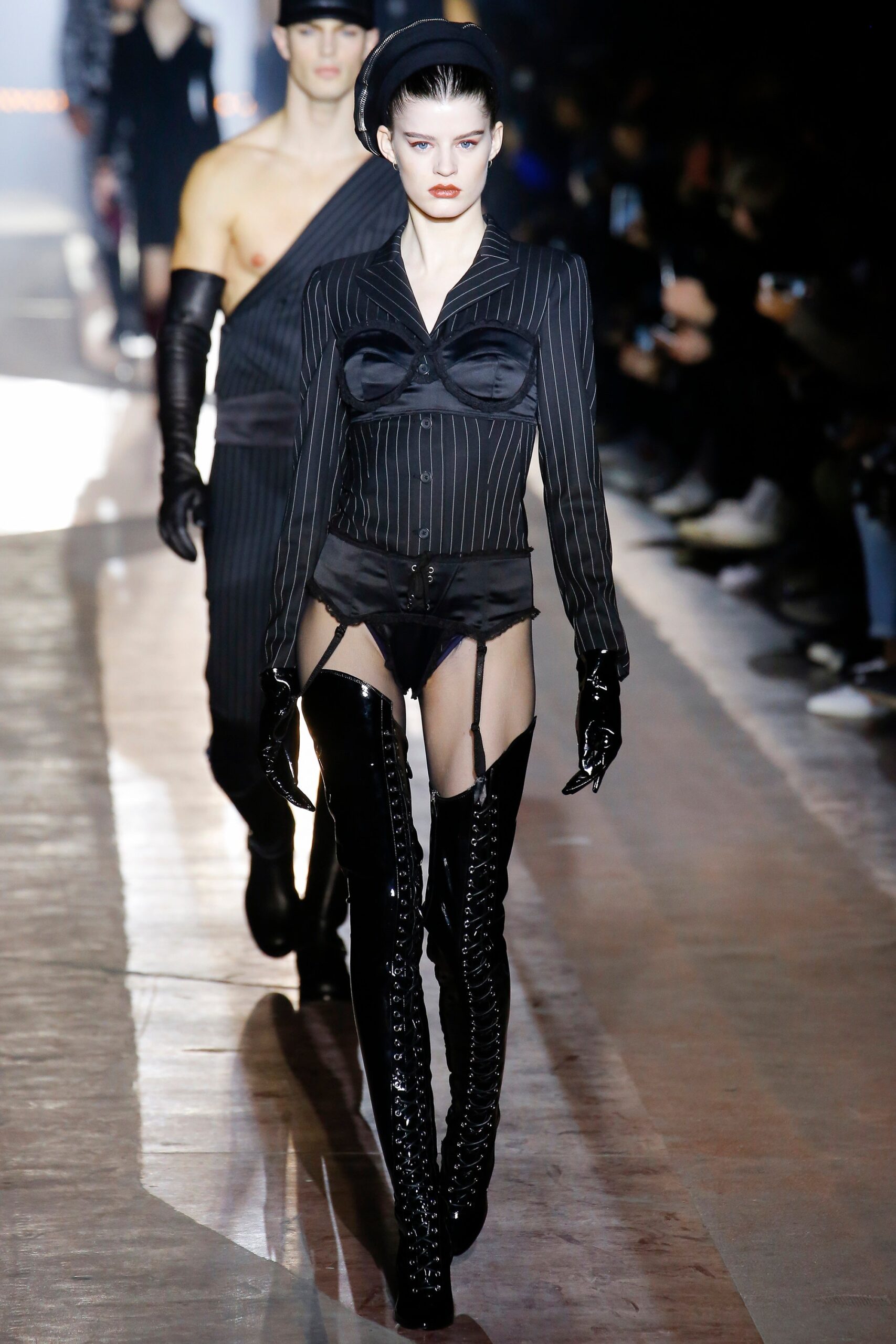 Moschino F/W 18 Menswear Look 2