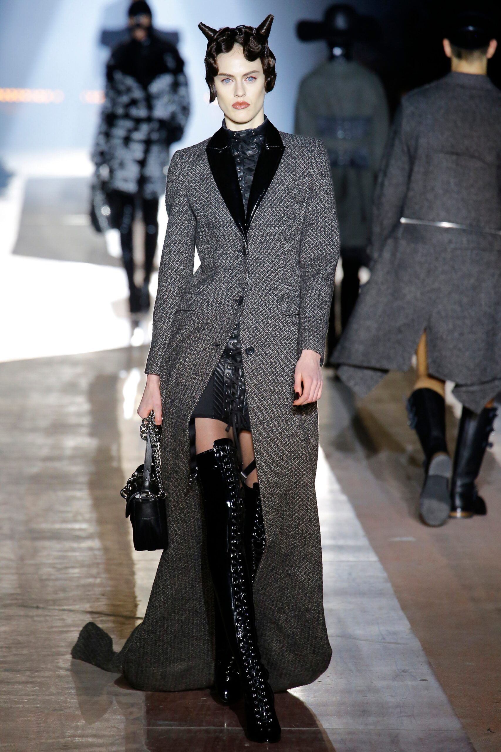 Moschino F/W 18 Menswear Look 14