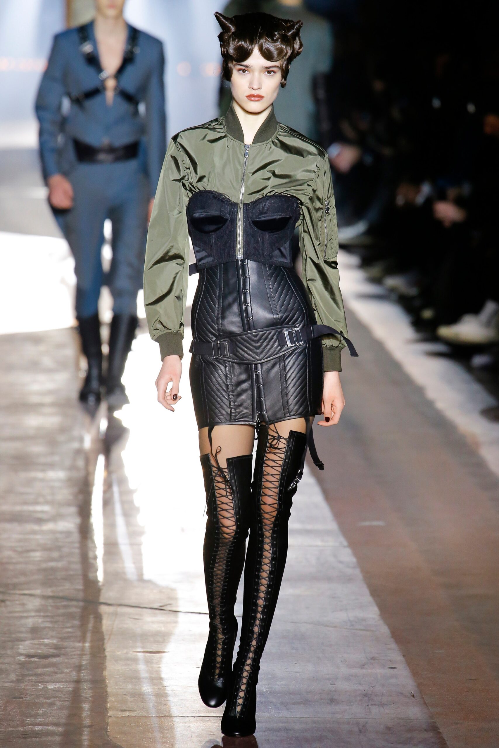 Moschino F/W 18 Menswear Look 24