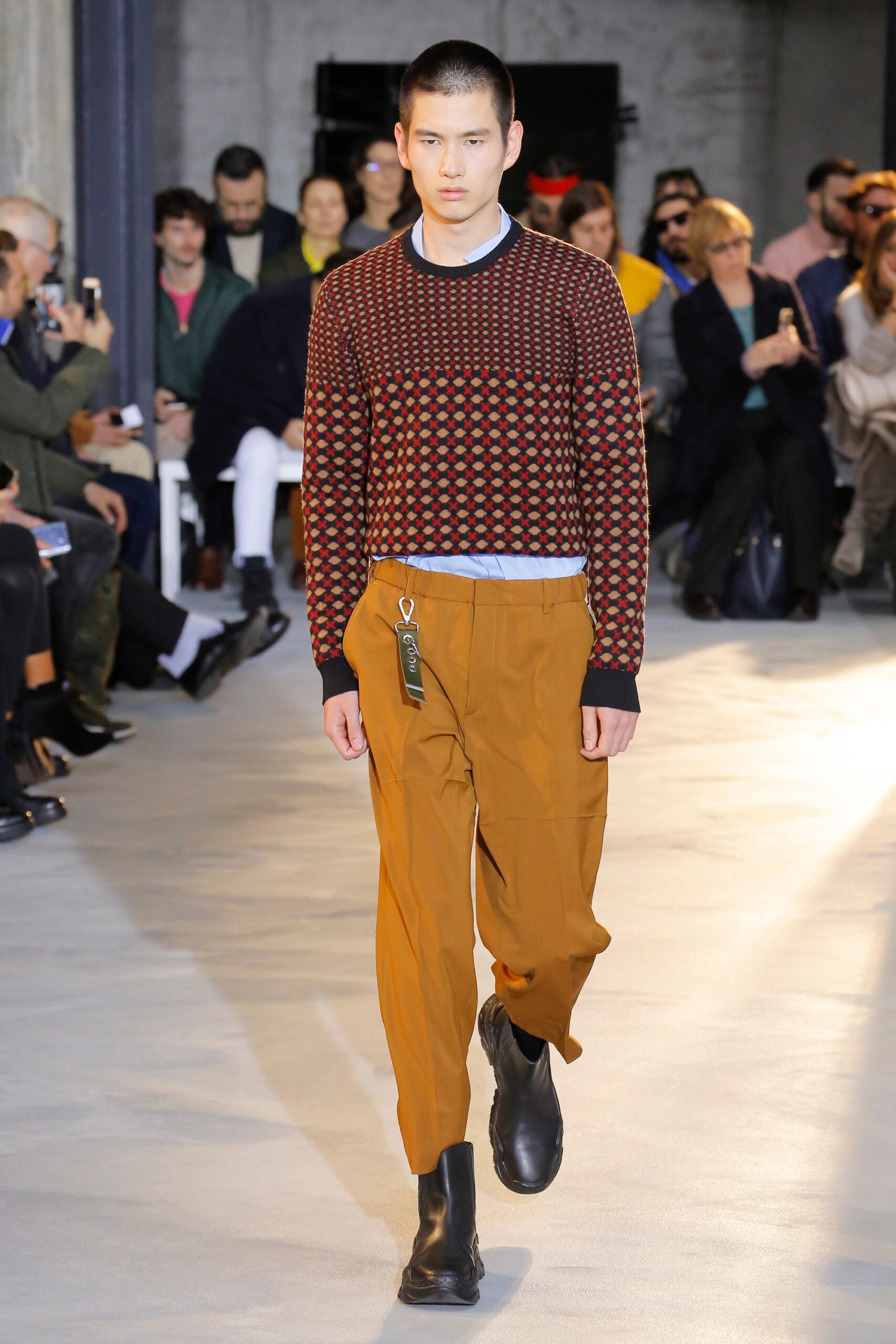 No. 21 F/W 18 Menswear Look 2