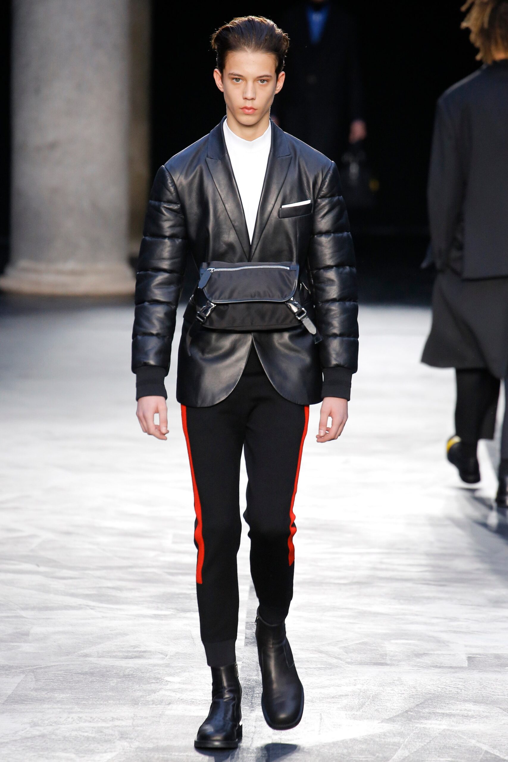 Neil Barrett F/W 17 Menswear Look 4