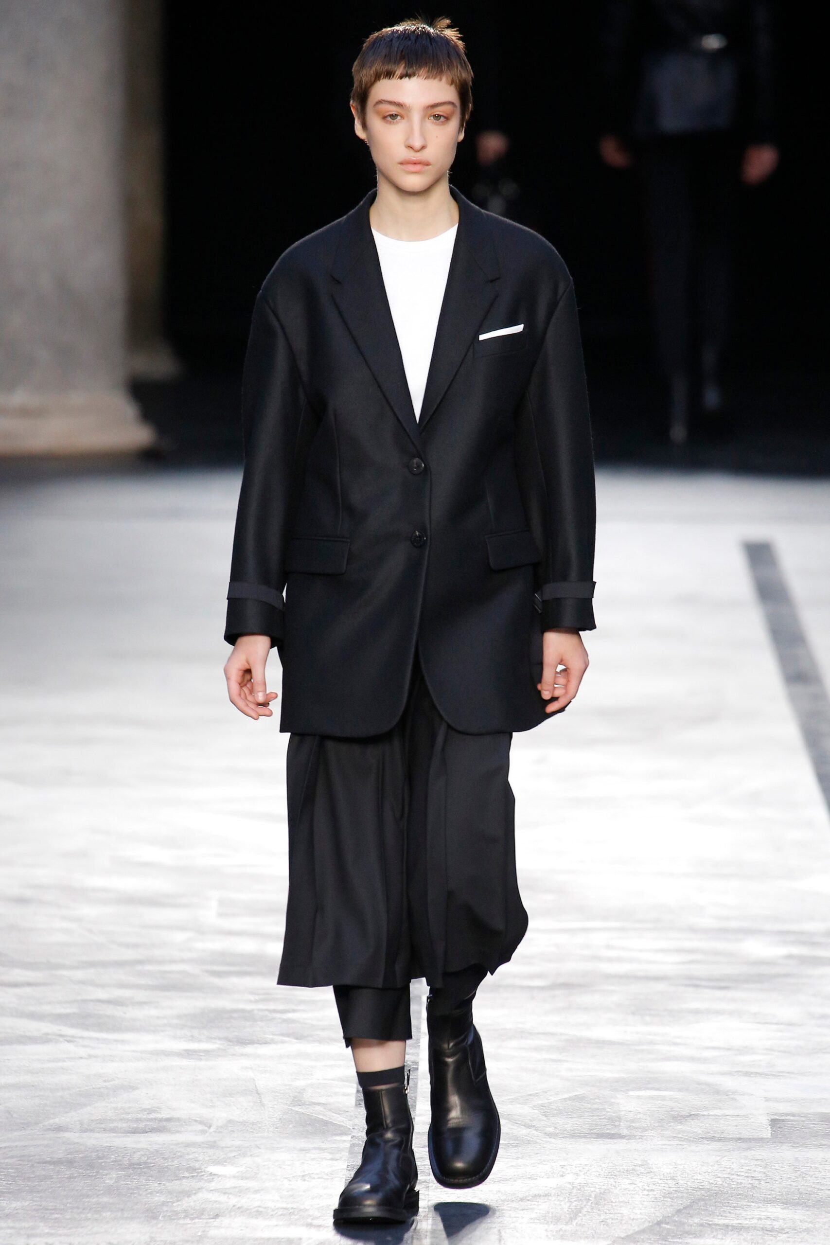 Neil Barrett F/W 17 Menswear Look 7