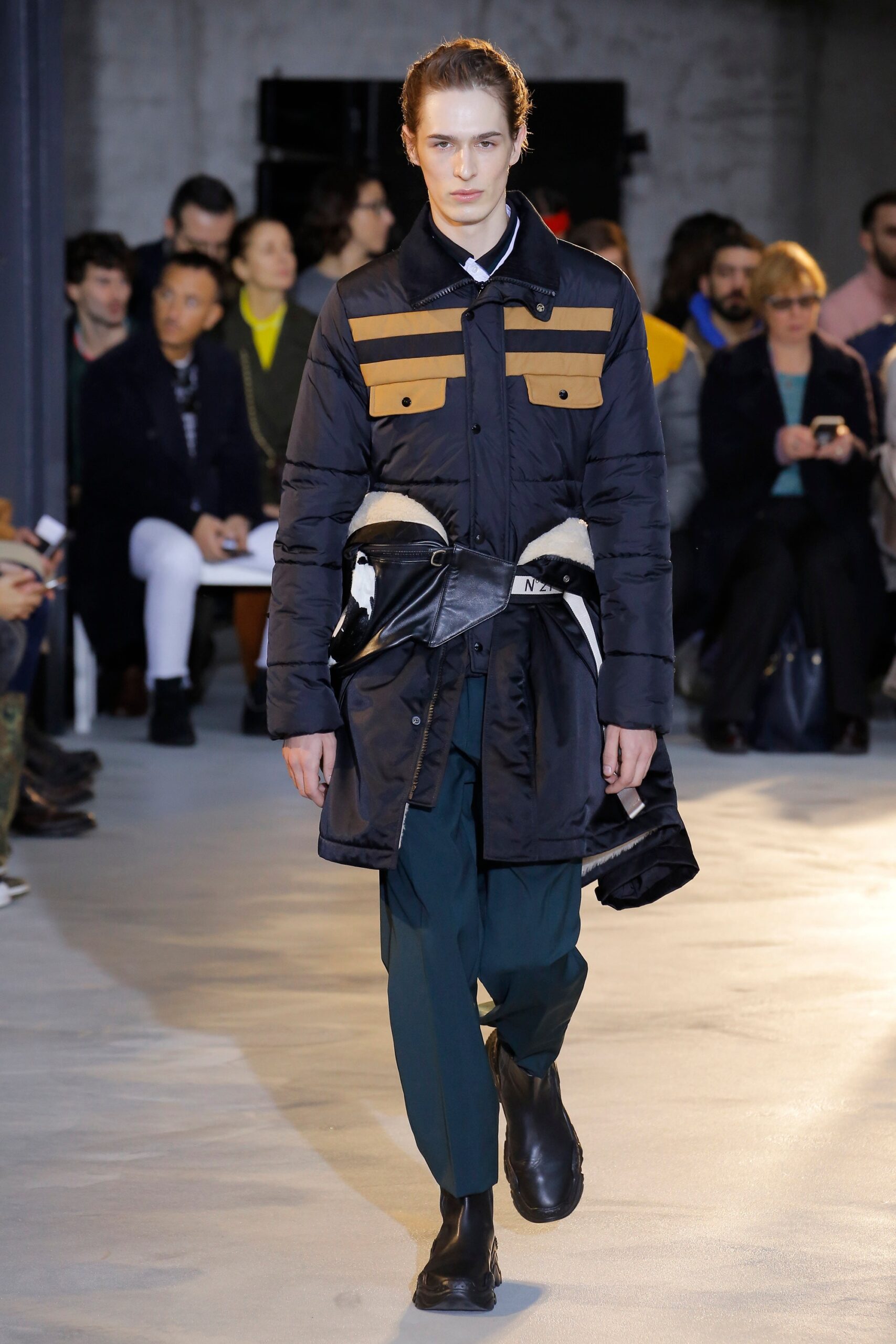 No. 21 F/W 18 Menswear Look 22