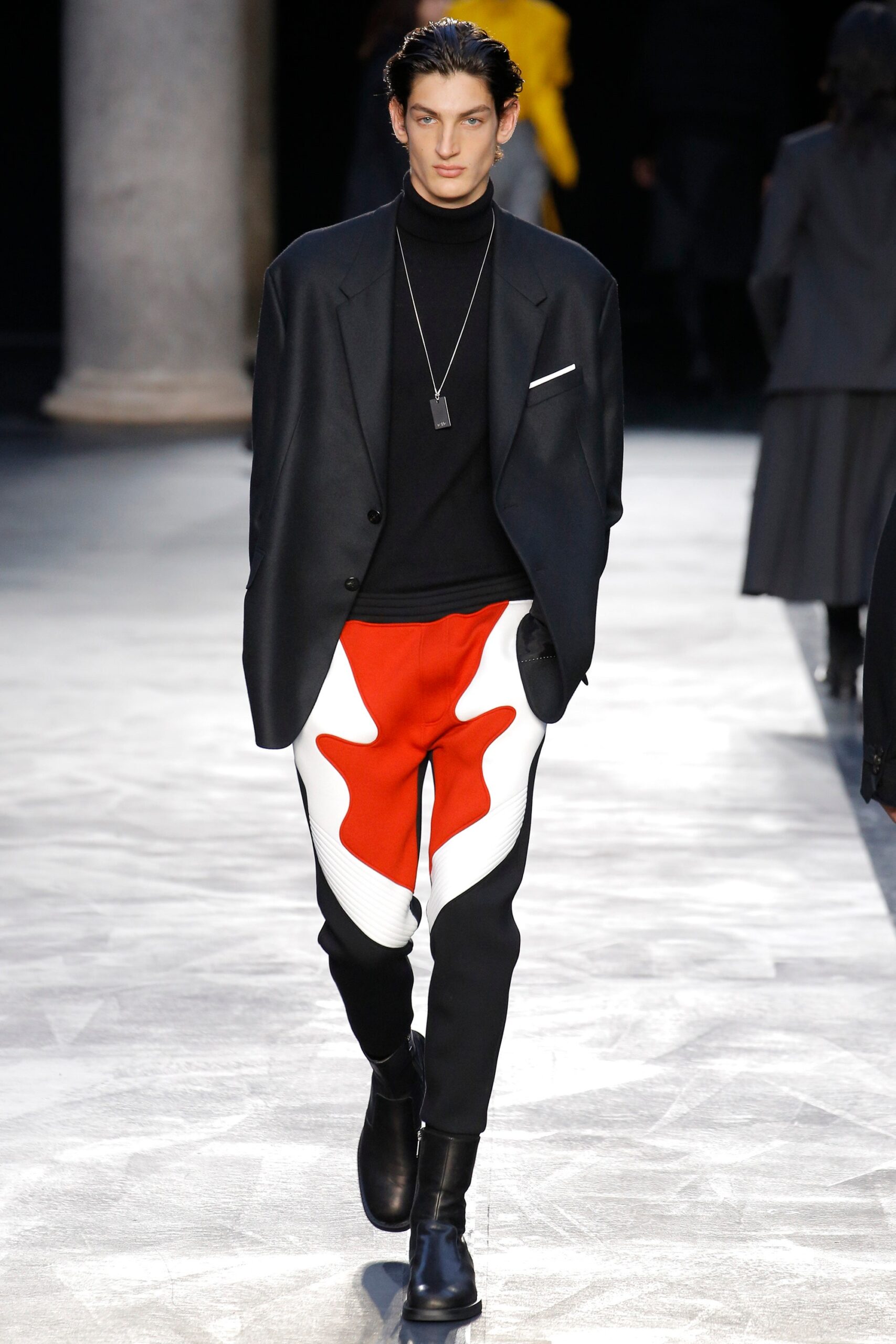 Neil Barrett F/W 17 Menswear Look 11