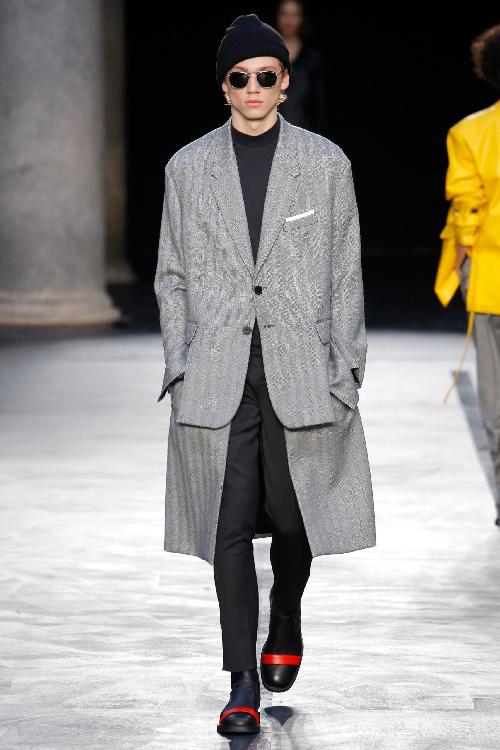 Neil Barrett F/W 17 Menswear Look 15