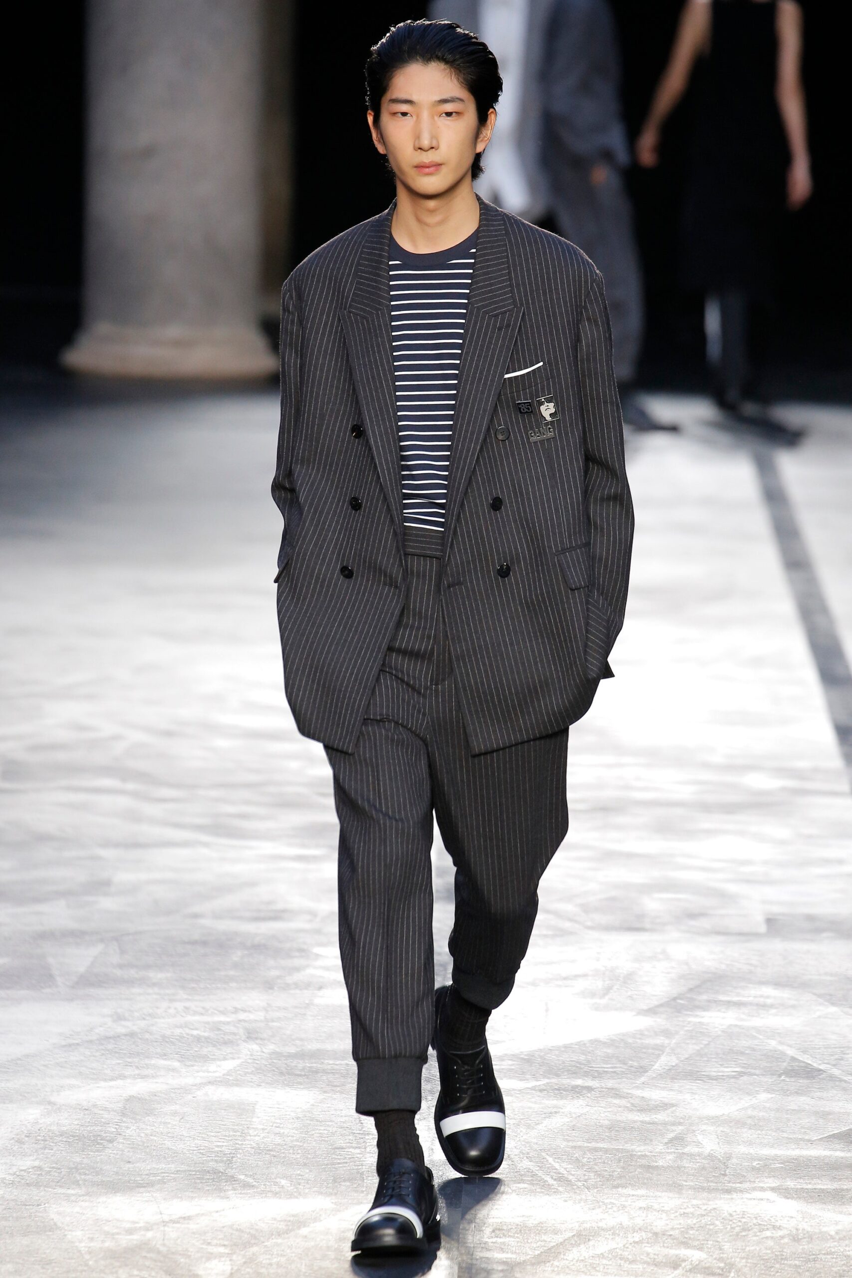 Neil Barrett F/W 17 Menswear Look 26